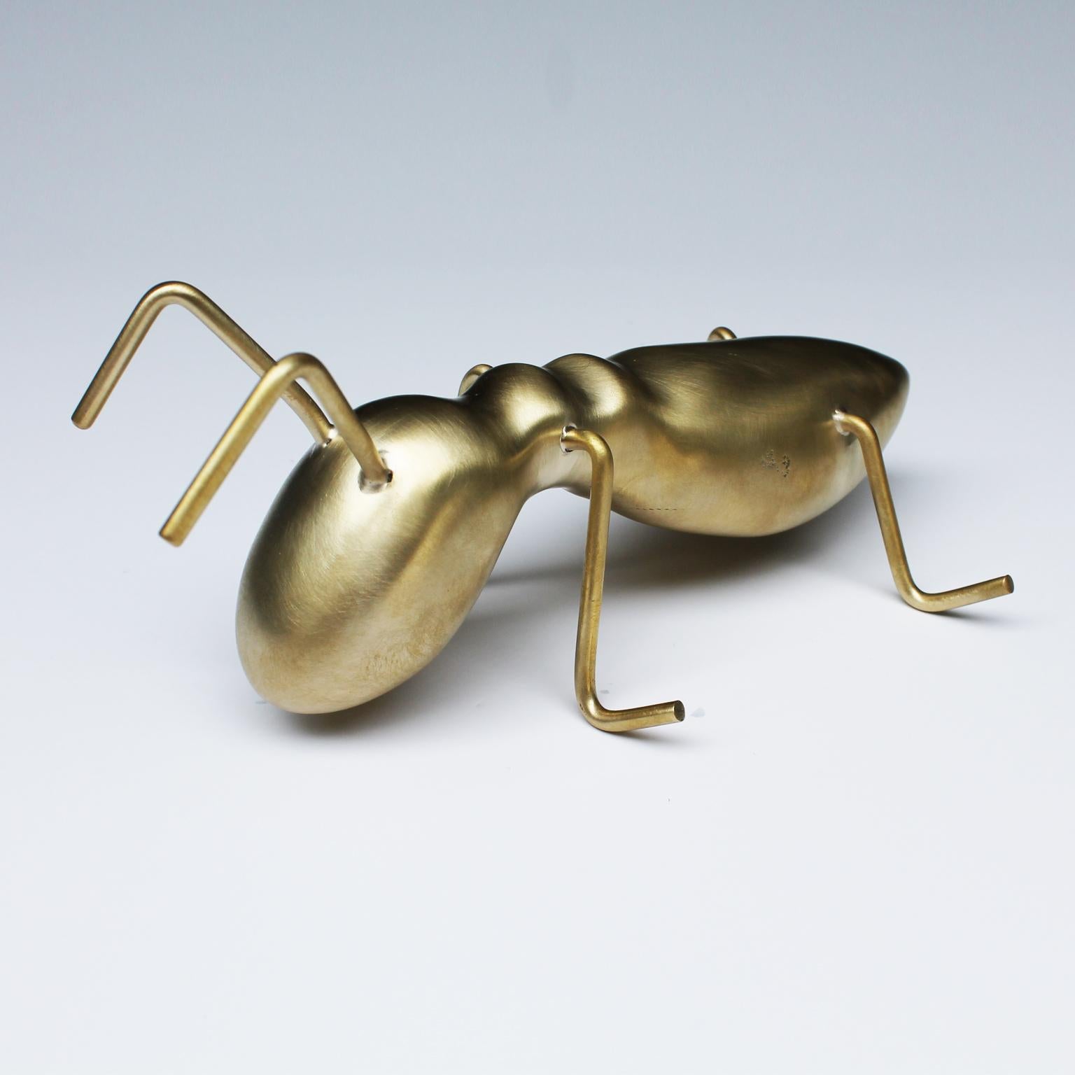 Golden Ant. Decoration Table Sculpture For Sale 1