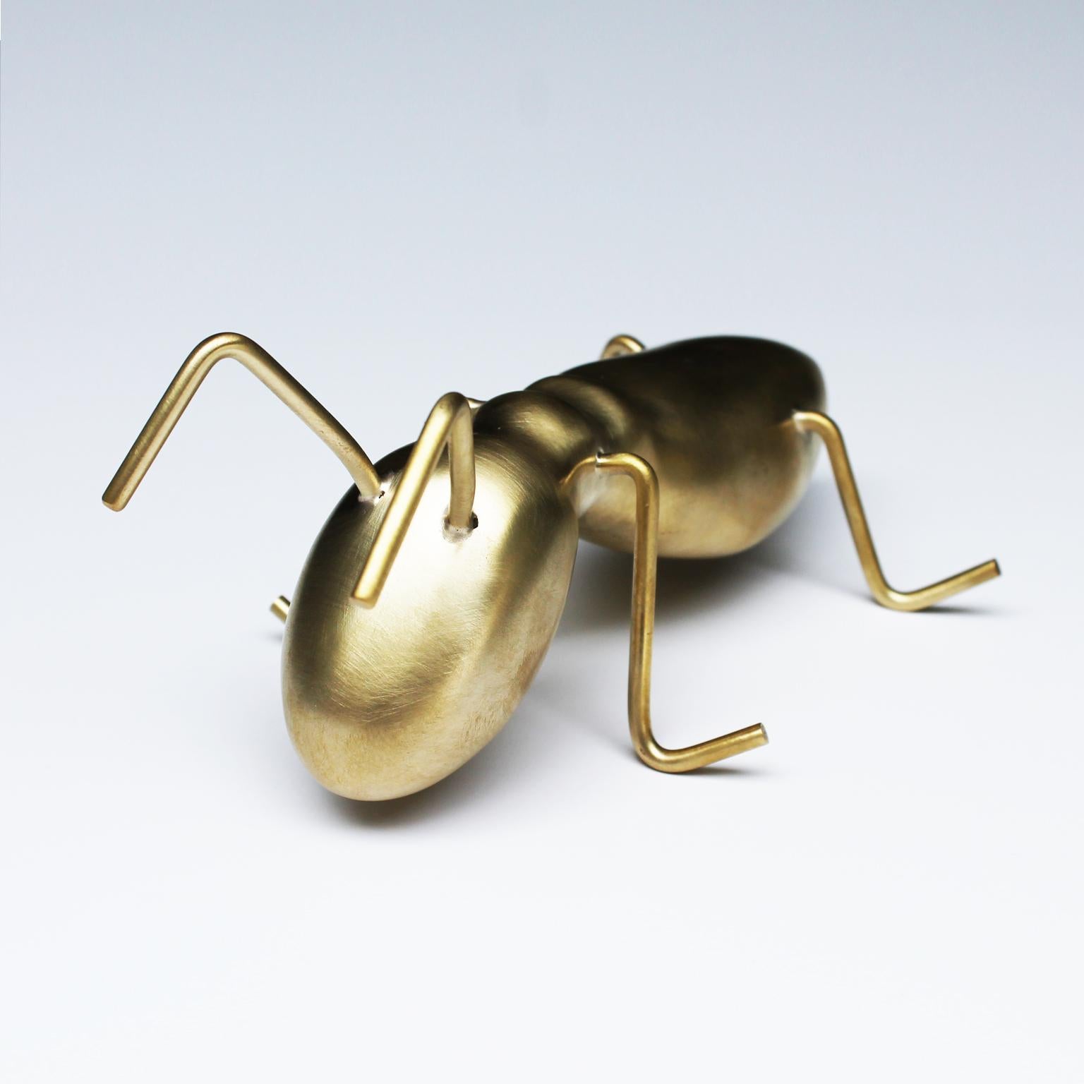 Arozarena De La Fuente Still-Life Sculpture - Golden Ant