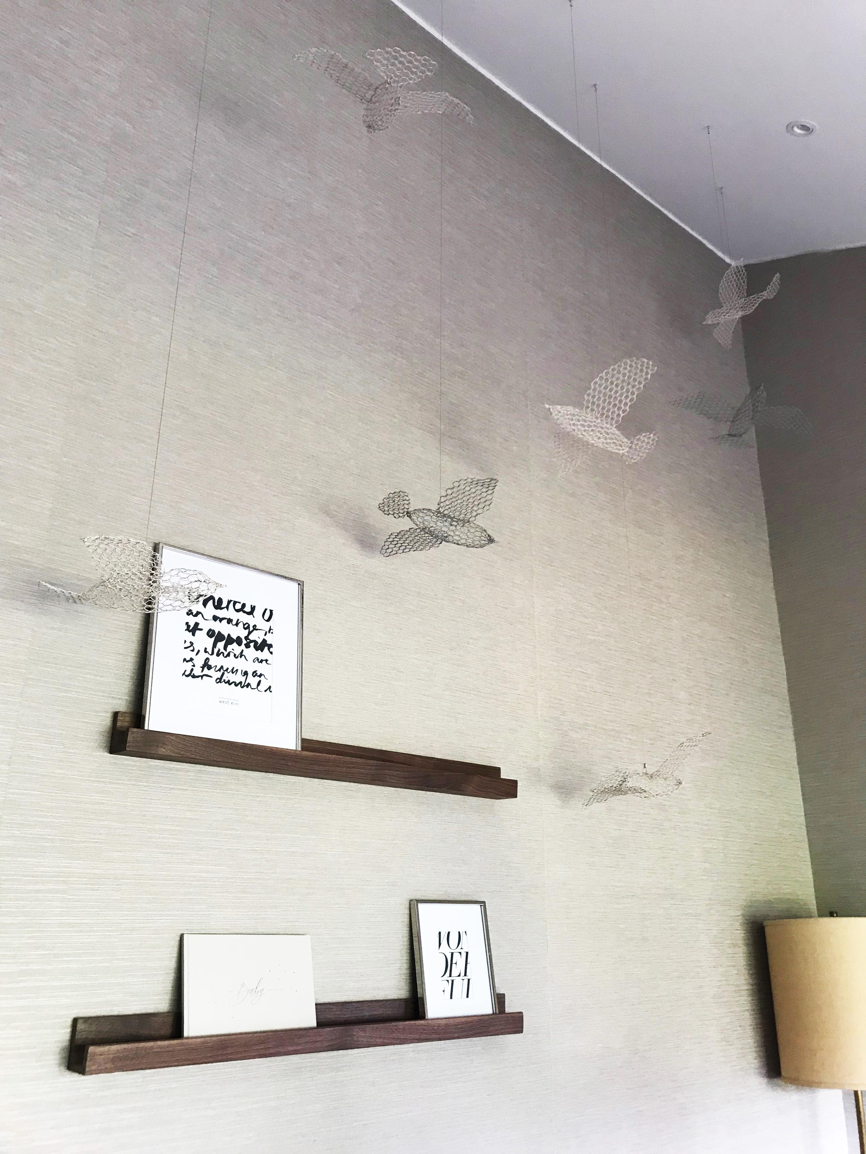 Arozarena De La Fuente Still-Life Sculpture - Hanging Birds Sculpture Ideal for Children´s Rooms and Outdoor Spaces