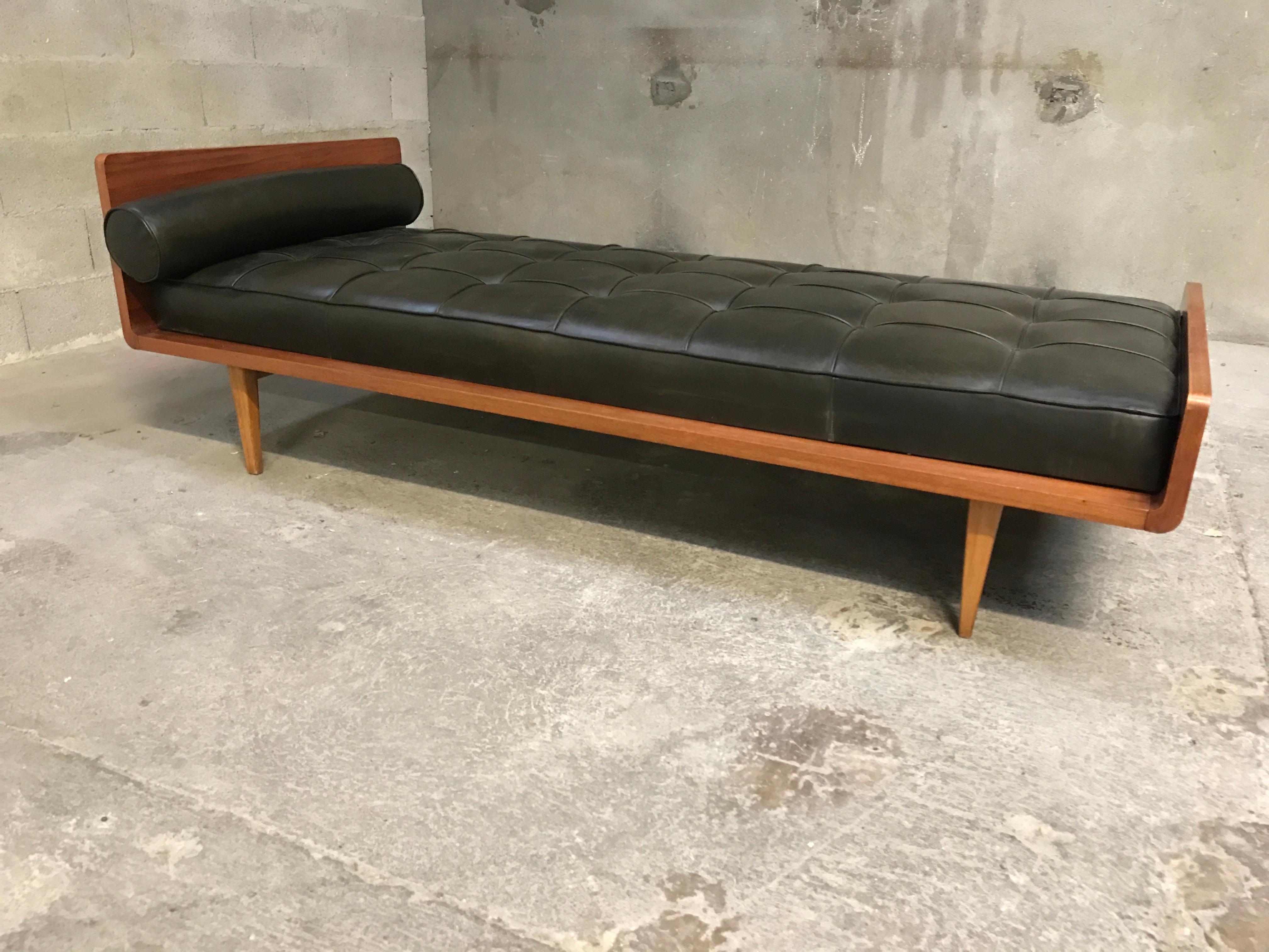 A.R.P (atelier de recherche plastic)
teak and leather daybed for Minvielle 
New leather.