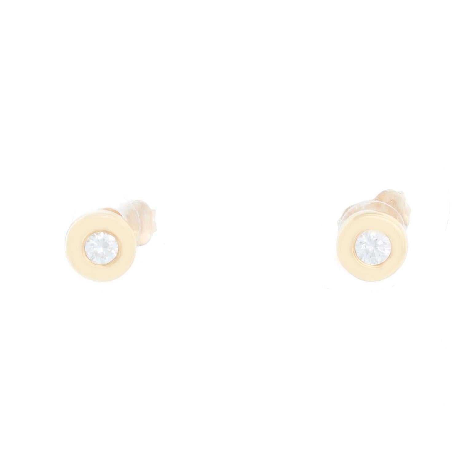 Arpas 14K Yellow Gold  Diamond Bezel Set Studs In Excellent Condition For Sale In Dallas, TX