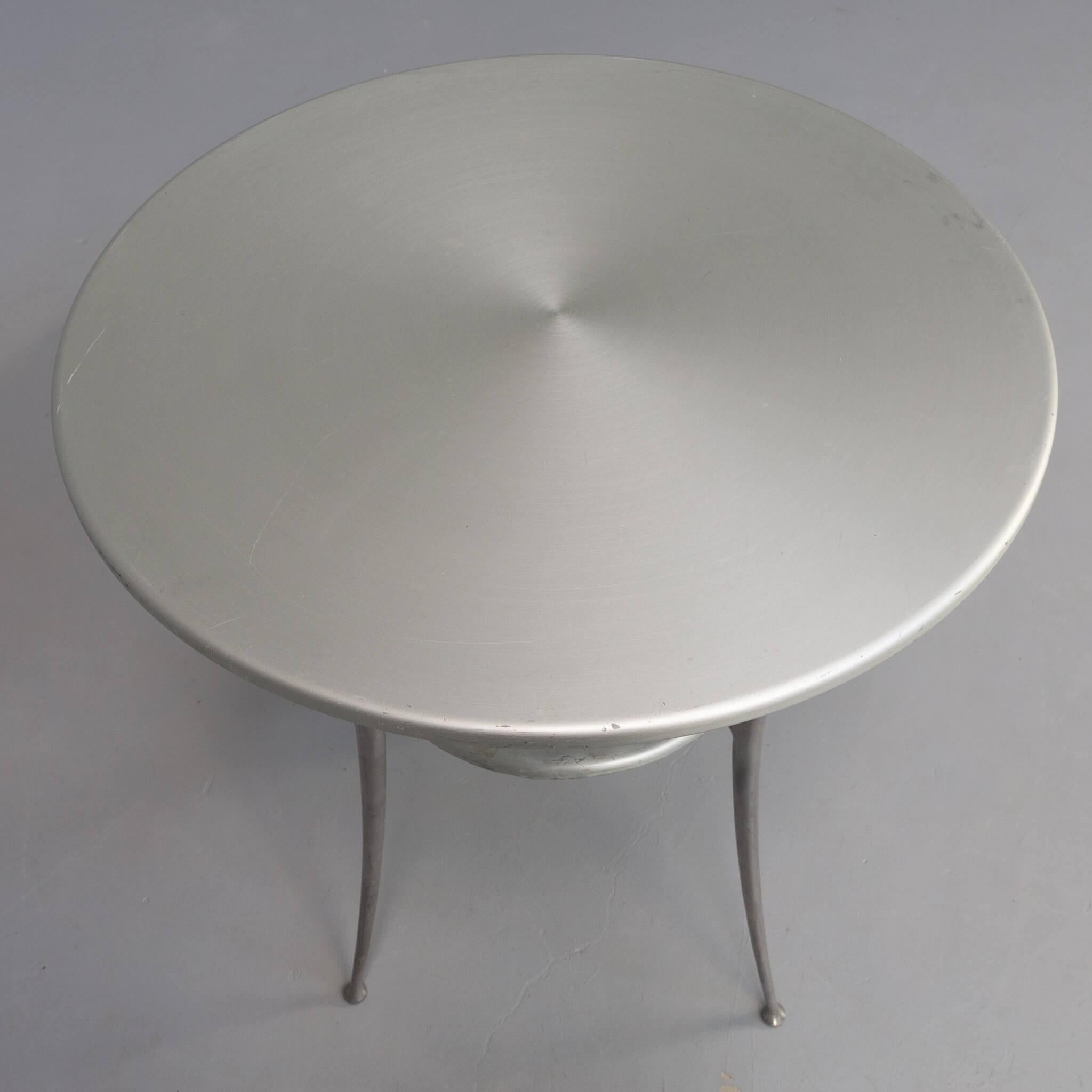 Post-Modern Arper aluminium bistro table For Sale