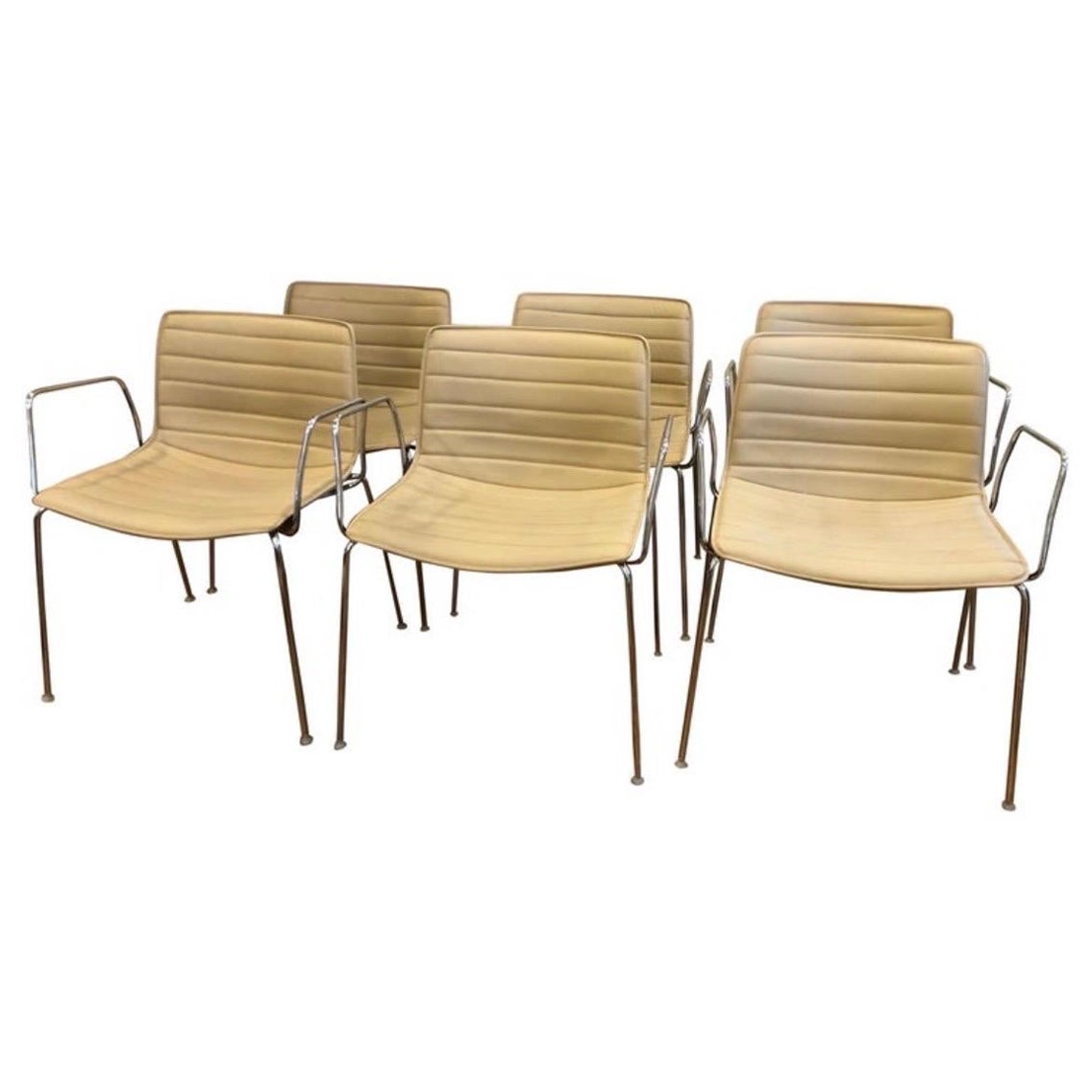 Arper Catifa 53 Sedie - Pelle Tan con base e braccioli in acciaio - 10 disponibili in vendita