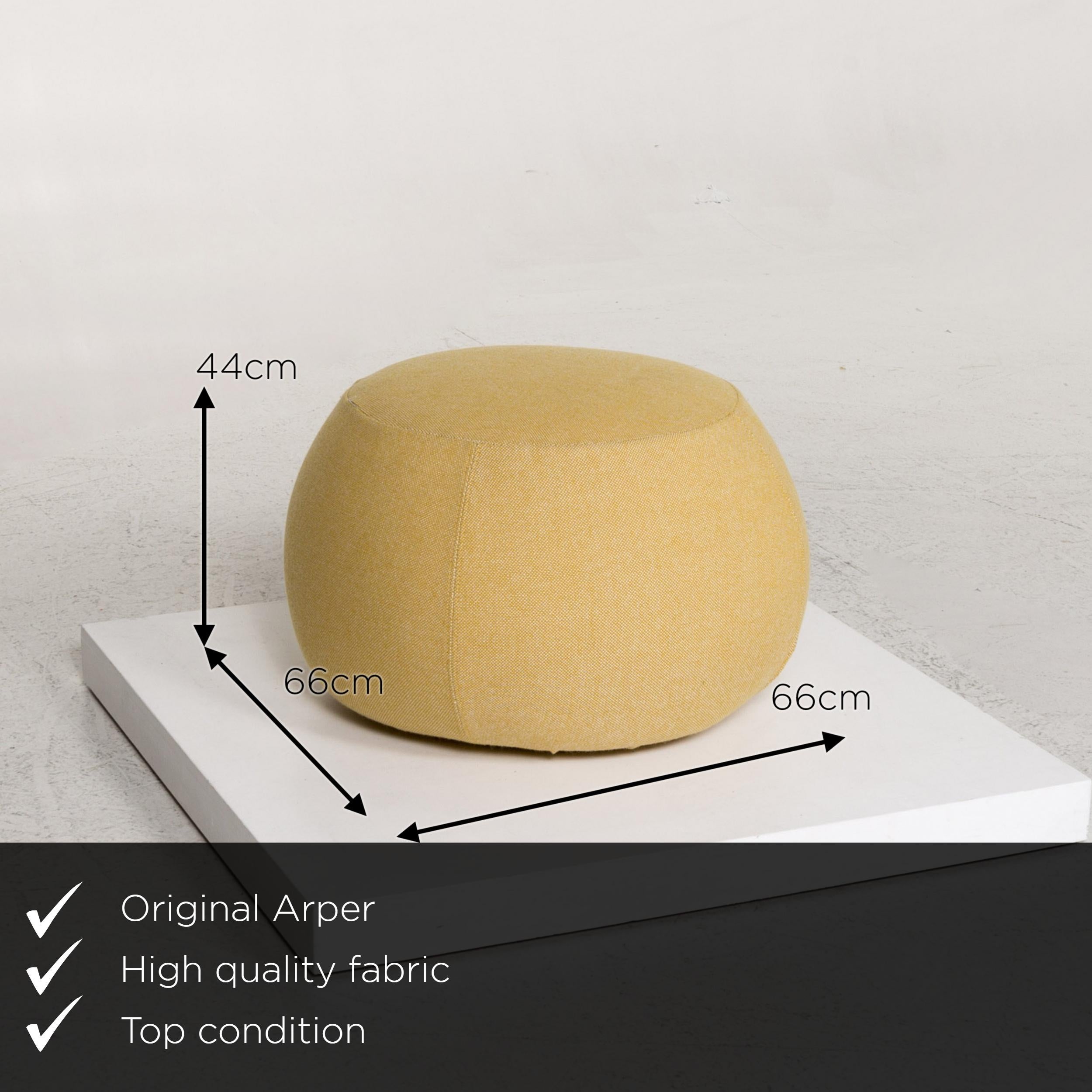 We present to you an Arper Pix 67 fabric stool set yellow 2 pouf.


 Product measurements in centimeters:
 

Ddepth 66
 Width 66
 Height 44.





  