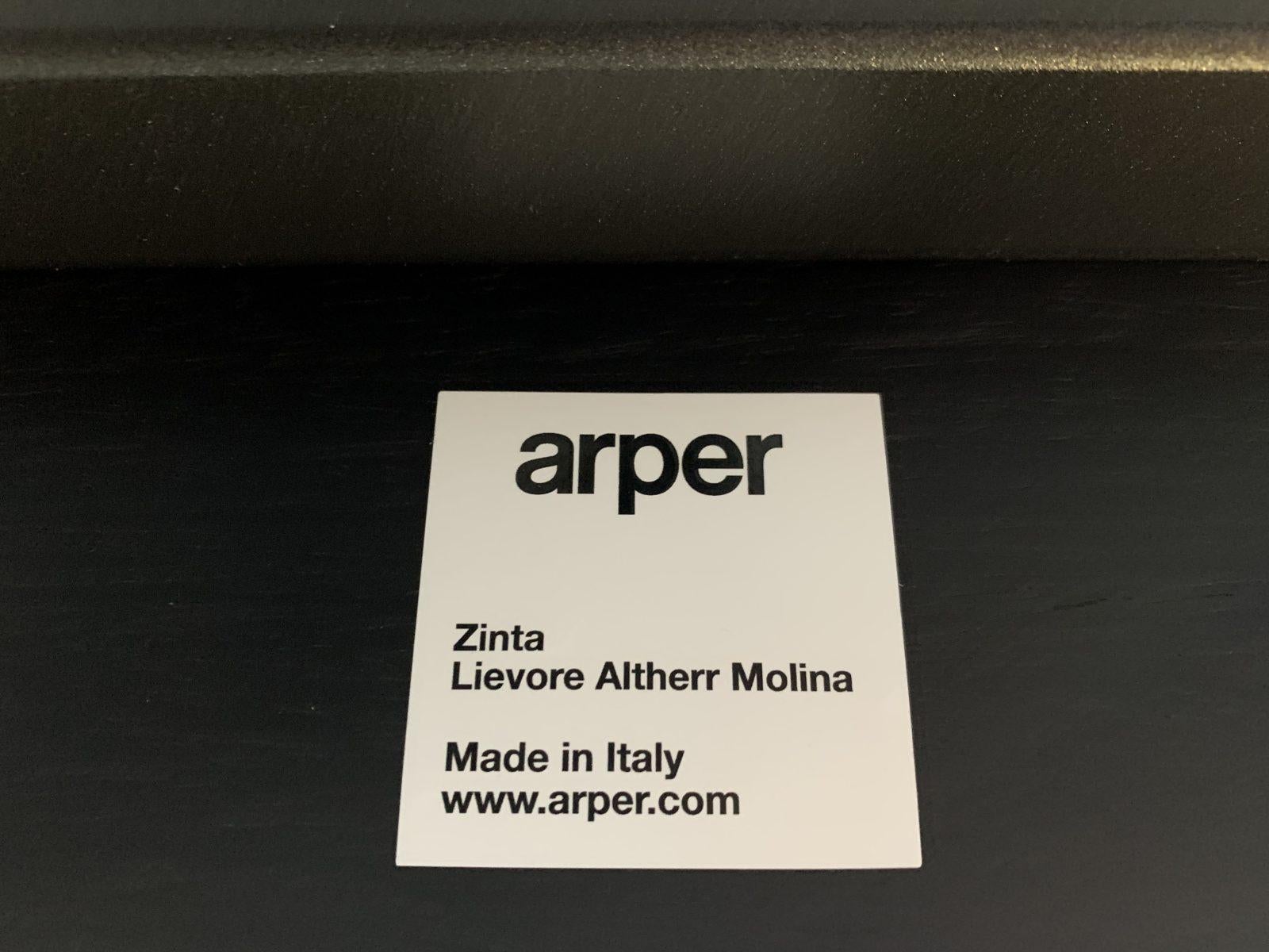 Arper “Zinta” 4-Seat Bench Sofa, in Grey Black Fabric For Sale 2