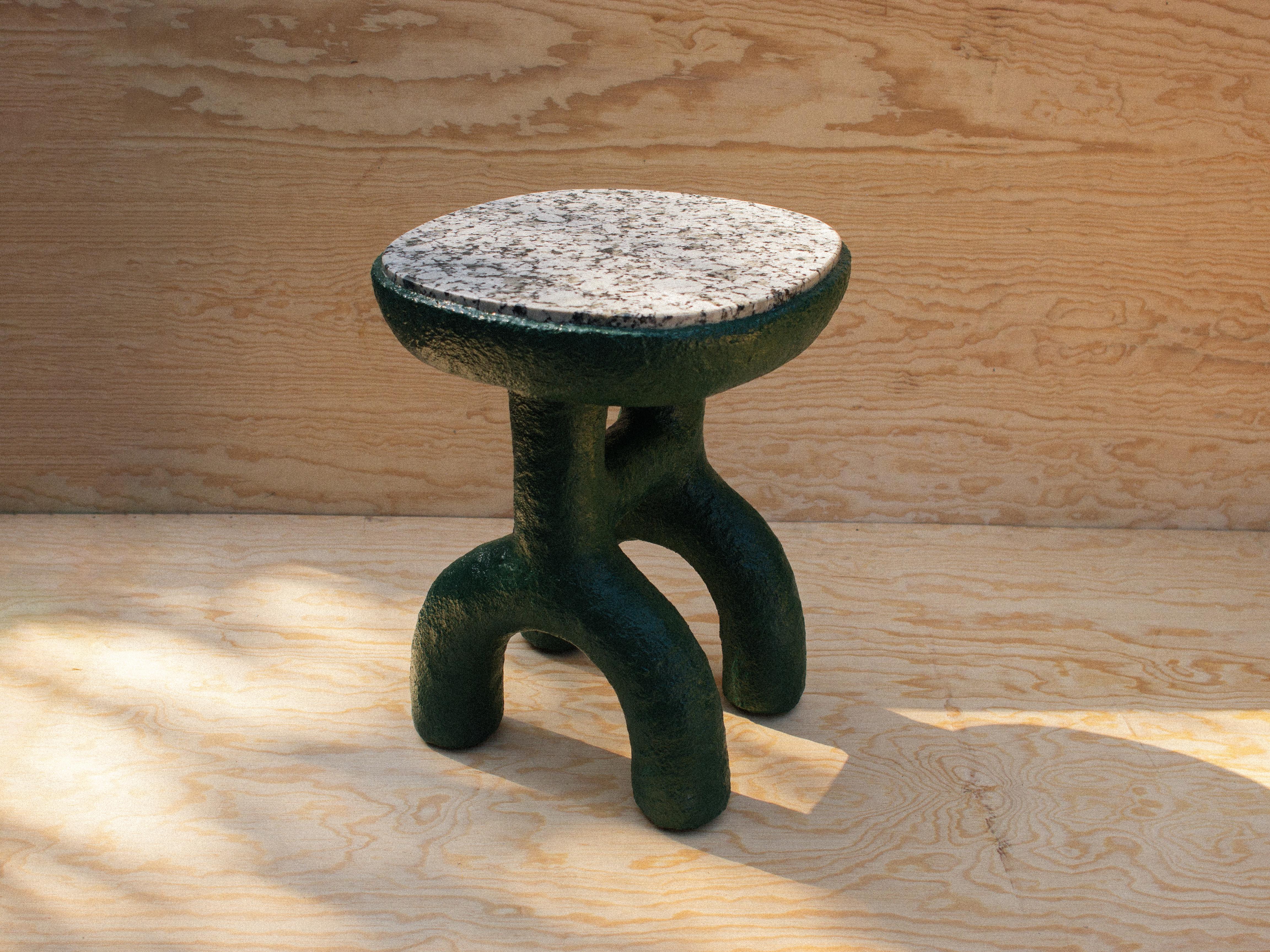 Arquería Ocasional Side Table by Algo Studio
Dimensions: D 42 x W 46 x H 54 cm.
Materials: Plywood, foamular, PVA glue, sand, pigments, polyurethane and granite.
Weight: 25 kg.

Custom colors available. Please contact us.

Algo Studio, based