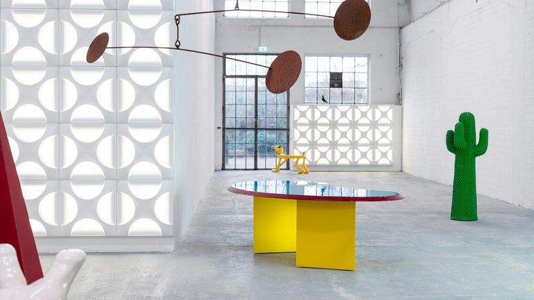 Arquitectonica 1984, Madonna Table, Desk for Memphis Milano, Postmodern Miami For Sale 1