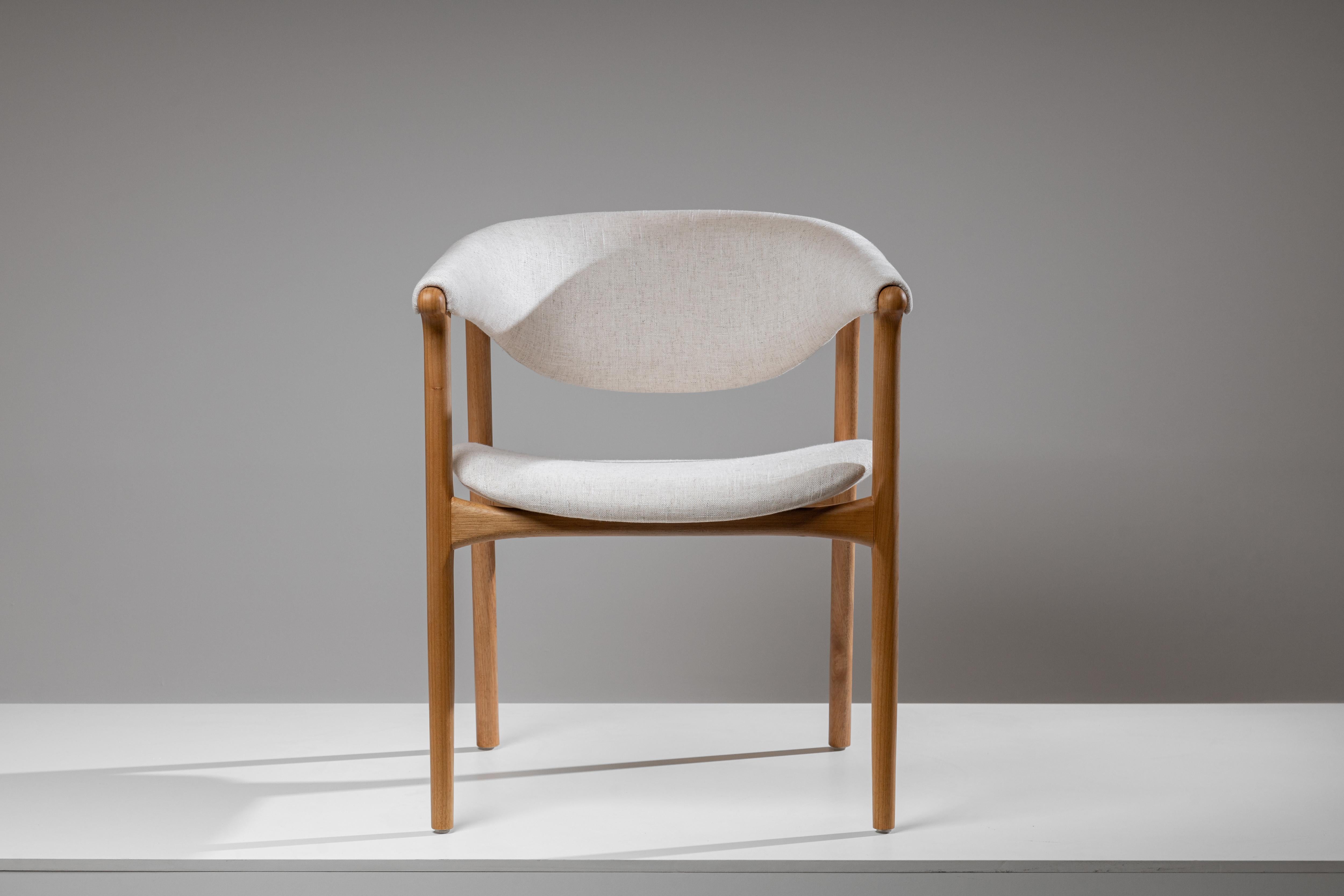 Le design du fauteuil Arraia associe une fois de plus les formes de la Nature aux traits des designers de Lattoog.
Ici, la vie marine, avec sa vaste 