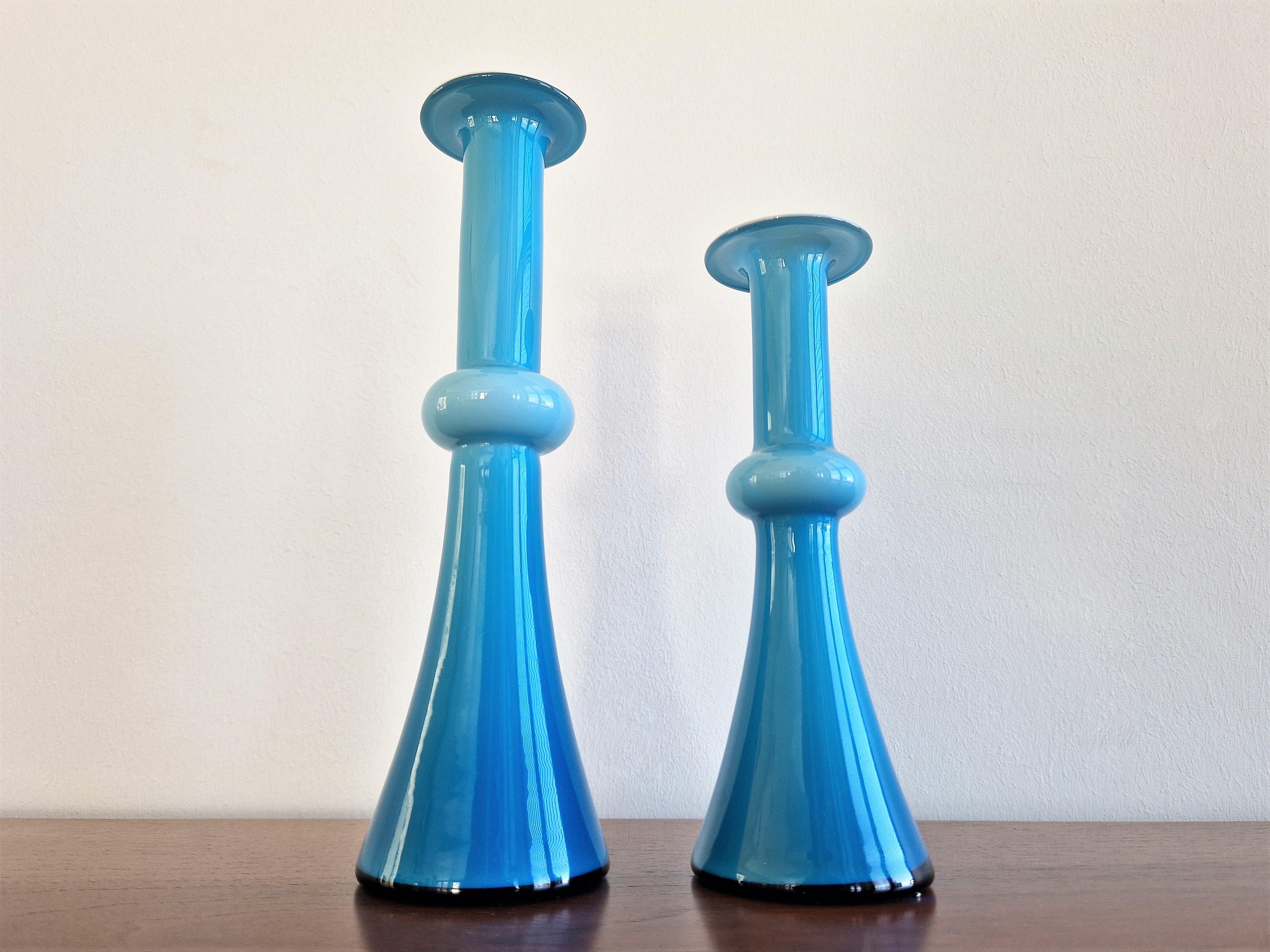 Arrangement aus 3 blauen Glasvasen 'Carnaby' von Per Lütken für Holmegaard im Zustand „Gut“ im Angebot in Steenwijk, NL
