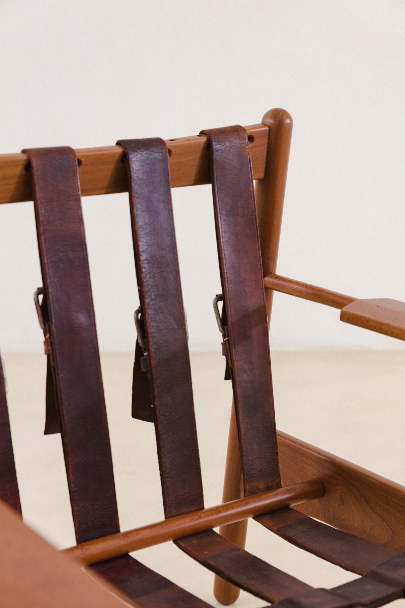 Arredamento Armchair in Freijo wood, 1960s, Midcentury Brazilian For Sale 5