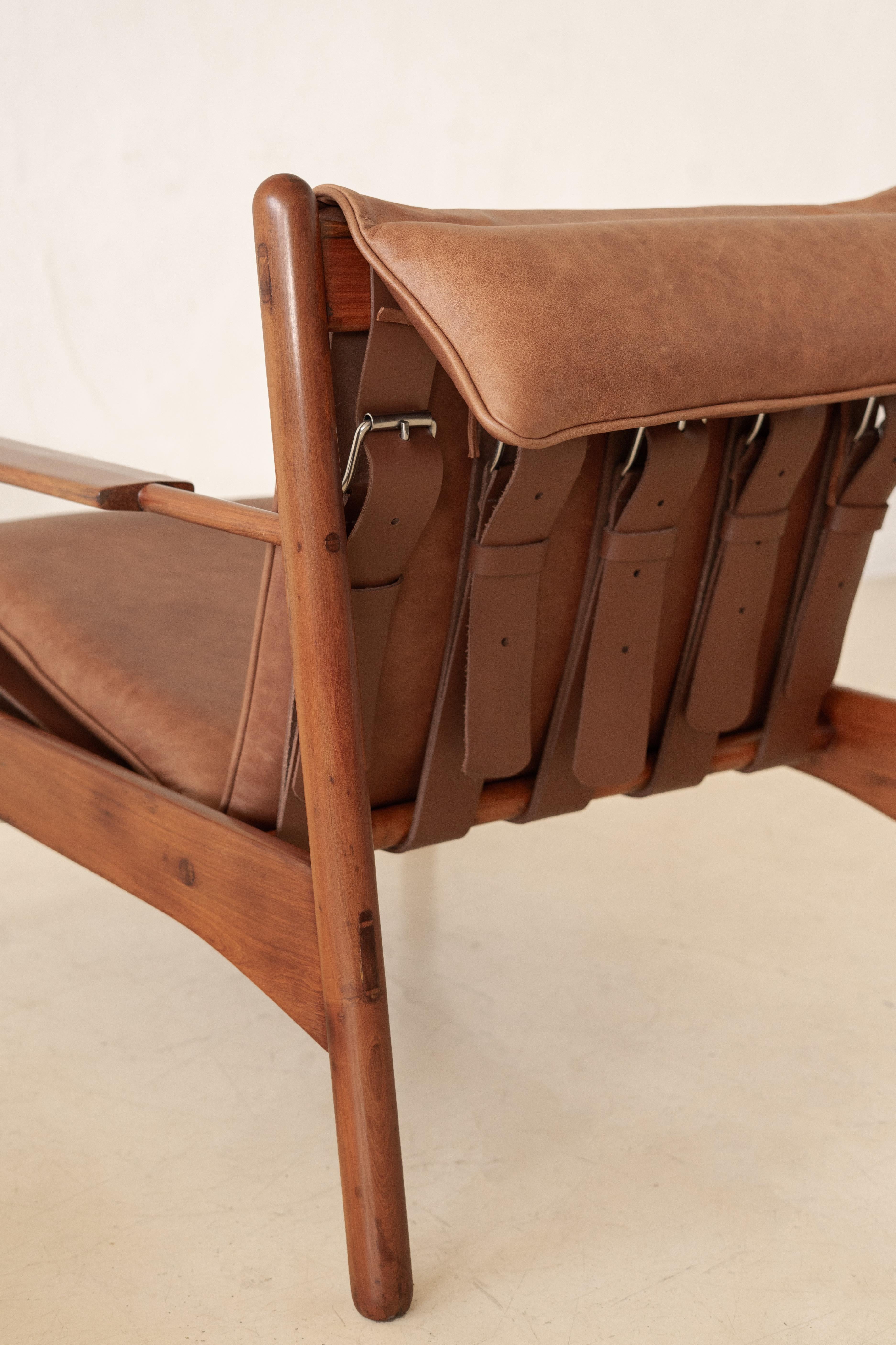 Fauteuils Arredamento en caviuna massif, 1960, Milieu du siècle, Brésil en vente 4