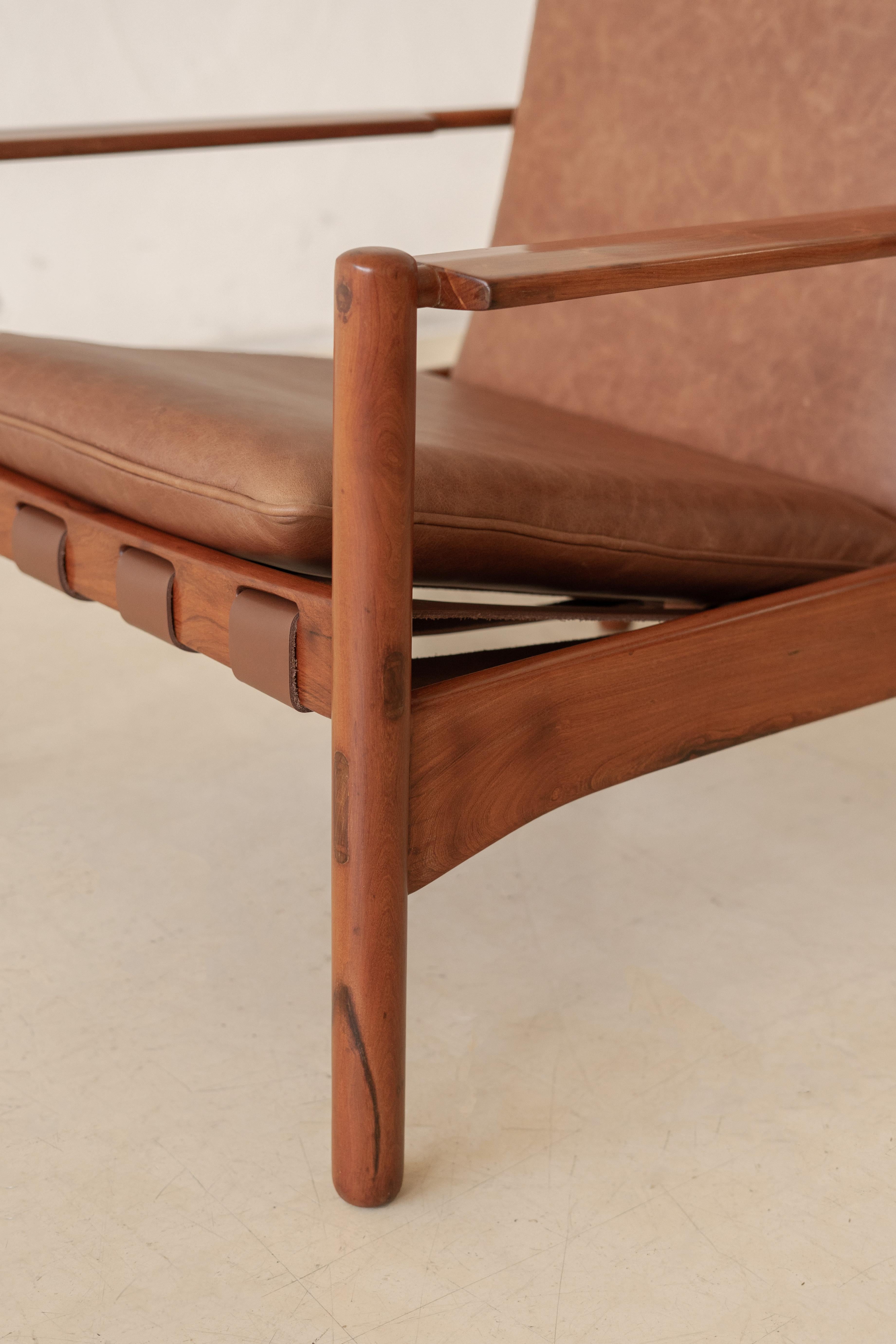 Fauteuils Arredamento en caviuna massif, 1960, Milieu du siècle, Brésil en vente 9