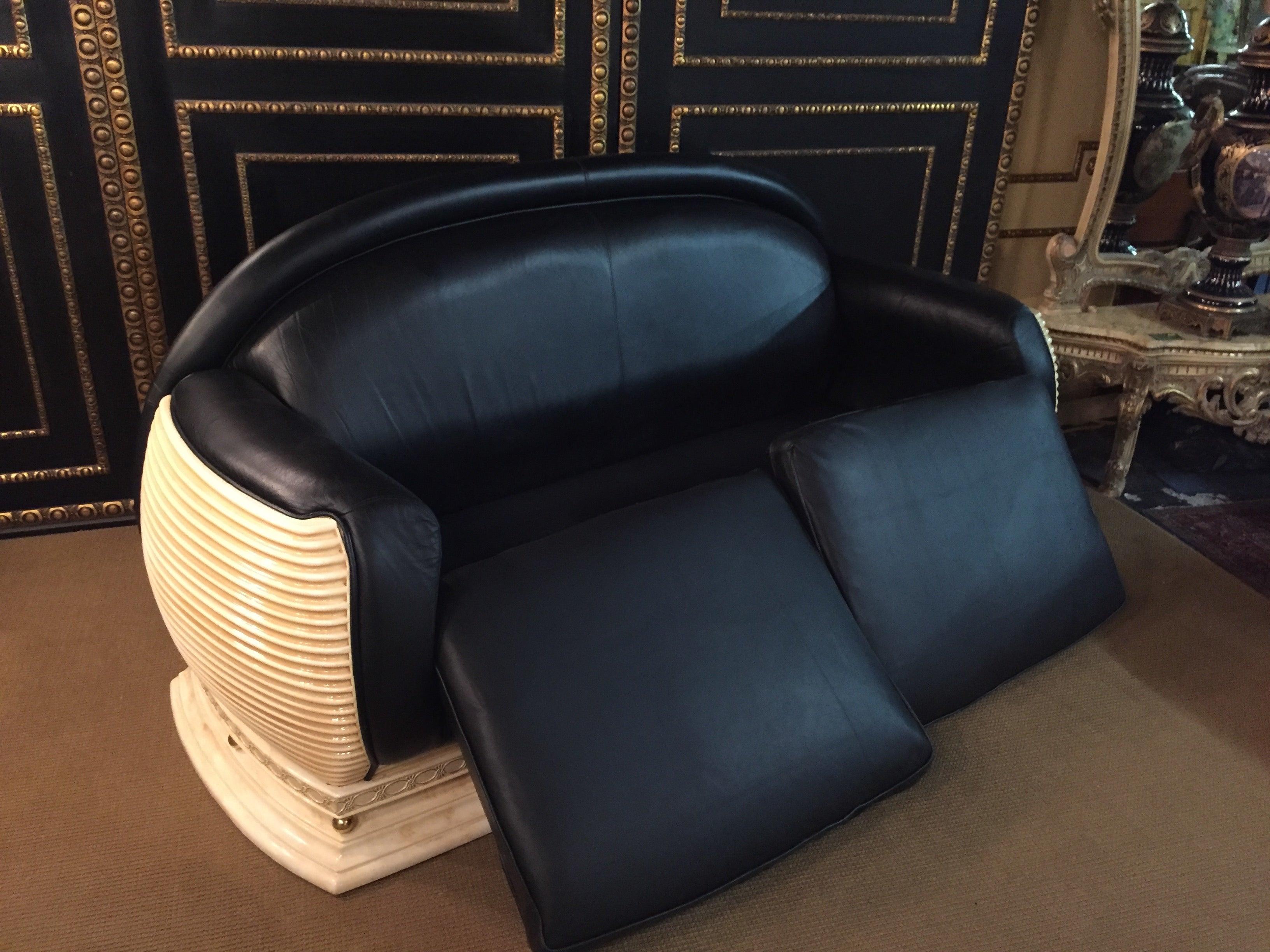 Klassisches Designer-Sofa im Art-déco-Stil von Arredo aus schwarzem Leder im Zustand „Gut“ im Angebot in Berlin, DE