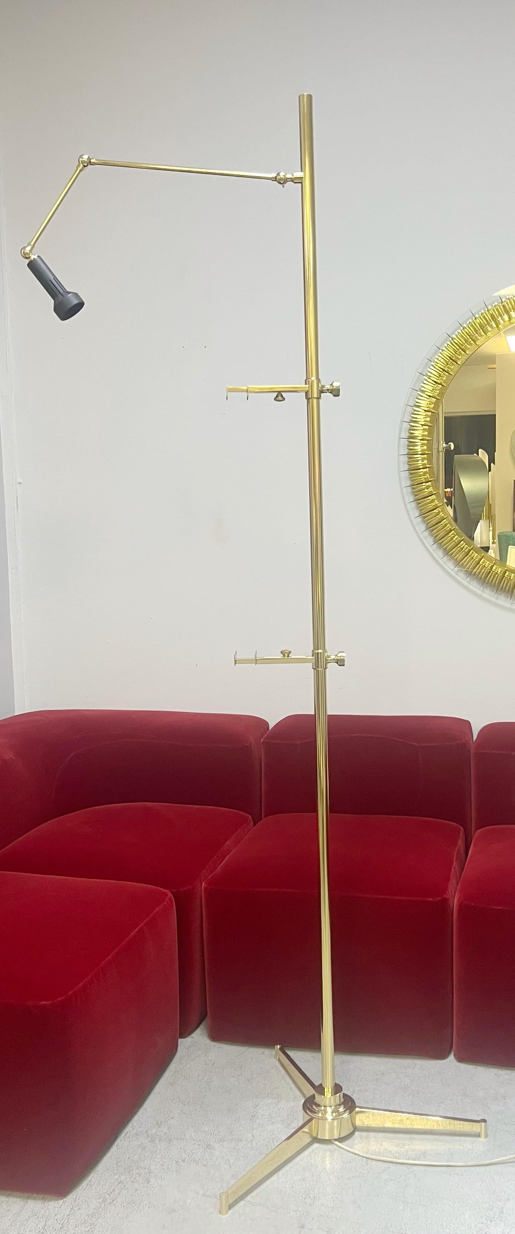 A vintage easel lamp by Arredoluce. Signed on bottom, Made in Italy, Arredoluce Monday. 