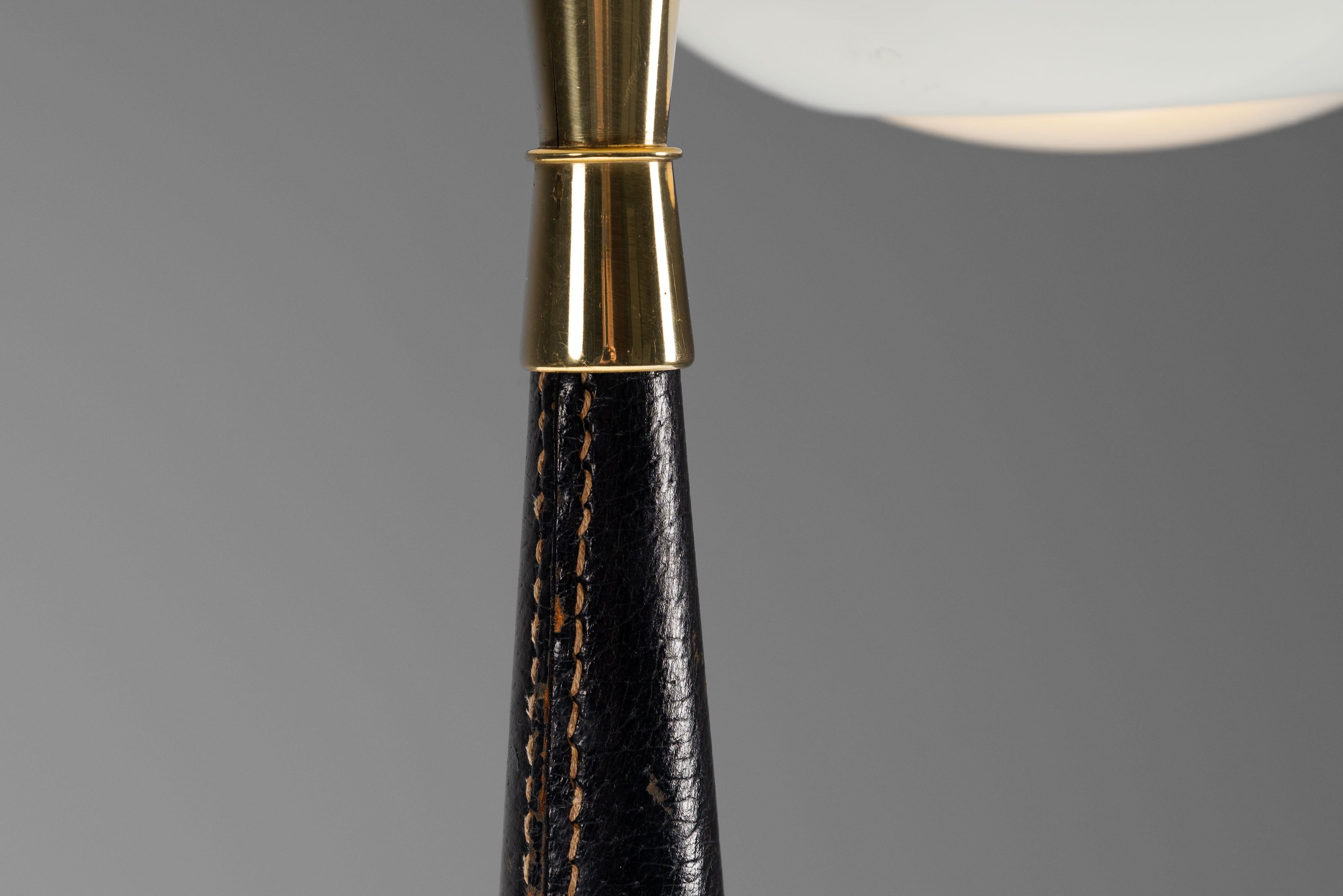 Arredoluce desk lamp in brass and leather Italy 1956 5