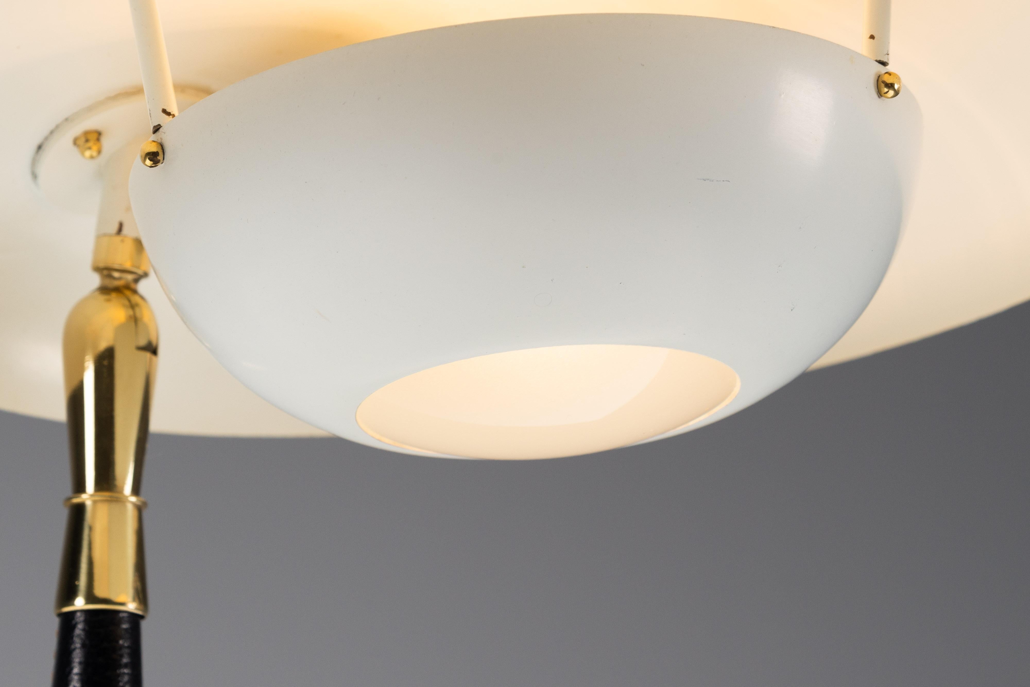 Italian Arredoluce desk lamp in brass and leather Italy 1956