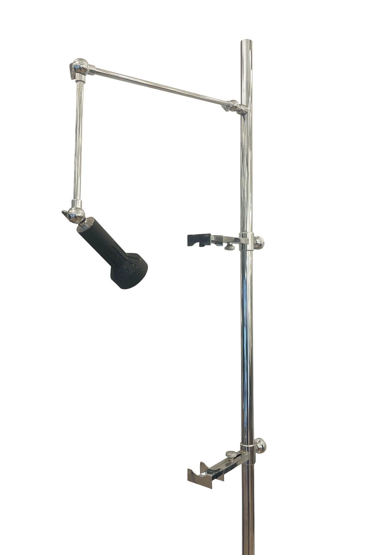 Late 20th Century Arredoluce Easel Floor Lamp, 1970s For Sale