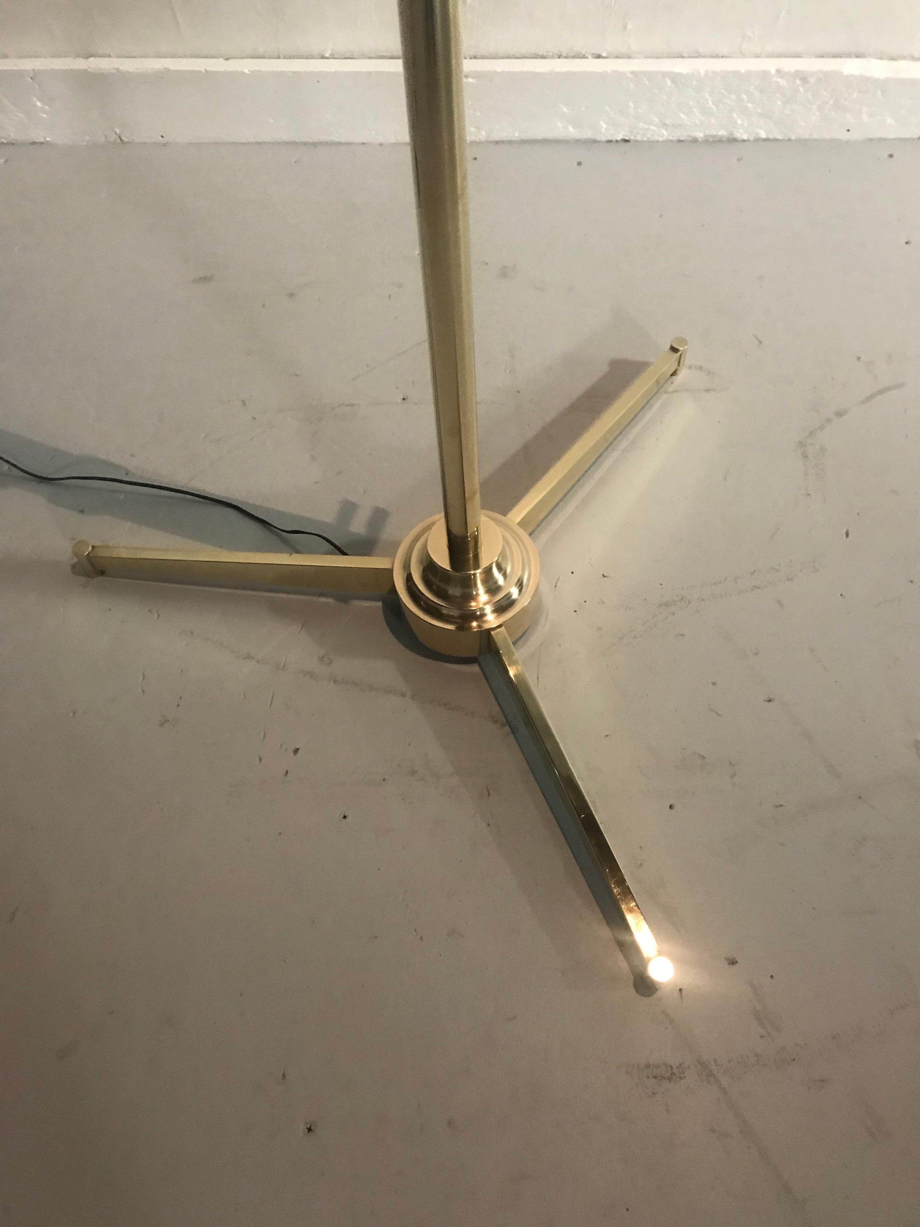 Mid-20th Century Arredoluce Easel Lamp by Angelo Lelli in Polished Brass