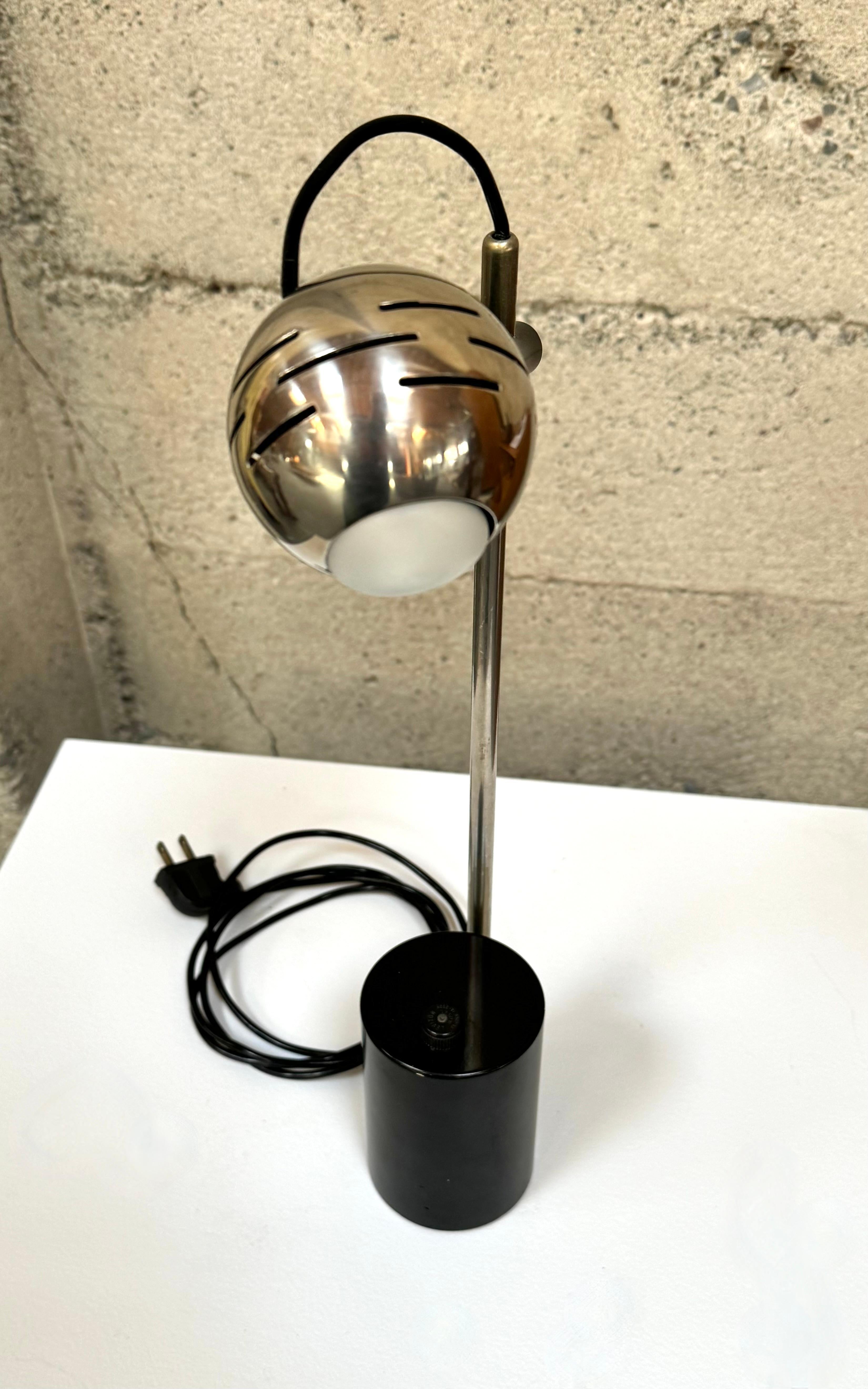 Arredoluce Eye Ball Table Lamp by Angelo Lelii Circa 1963 In Good Condition For Sale In Oakland, CA