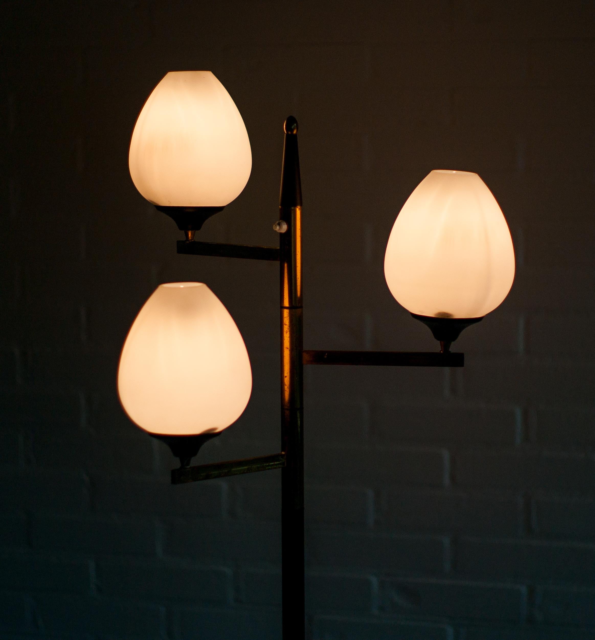20th Century Arredoluce Floor Lamp For Sale