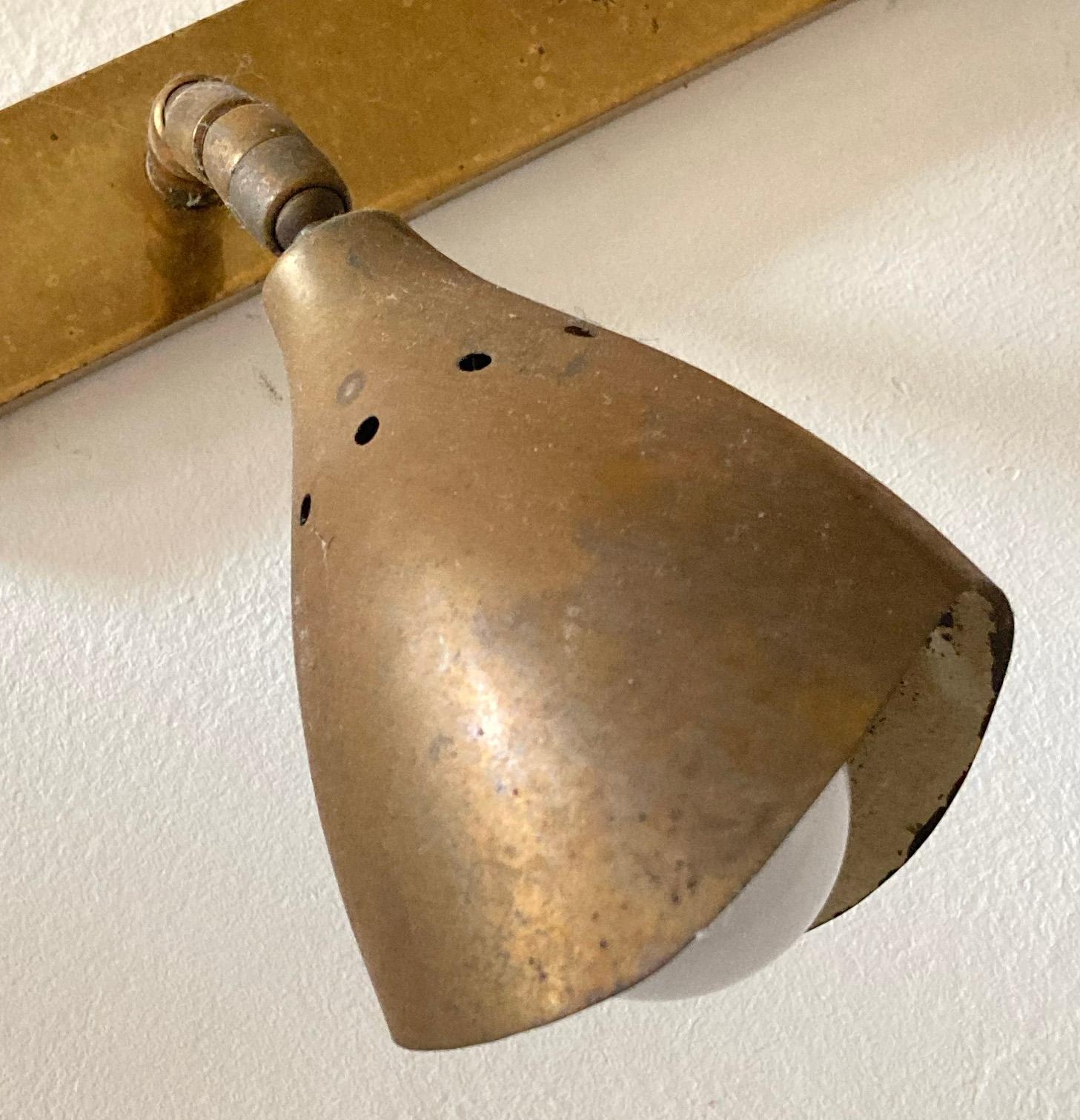 Arredoluce Mid-Century Modern Original Vintage Five Spots Brass Wall Lamp, 1950 For Sale 3