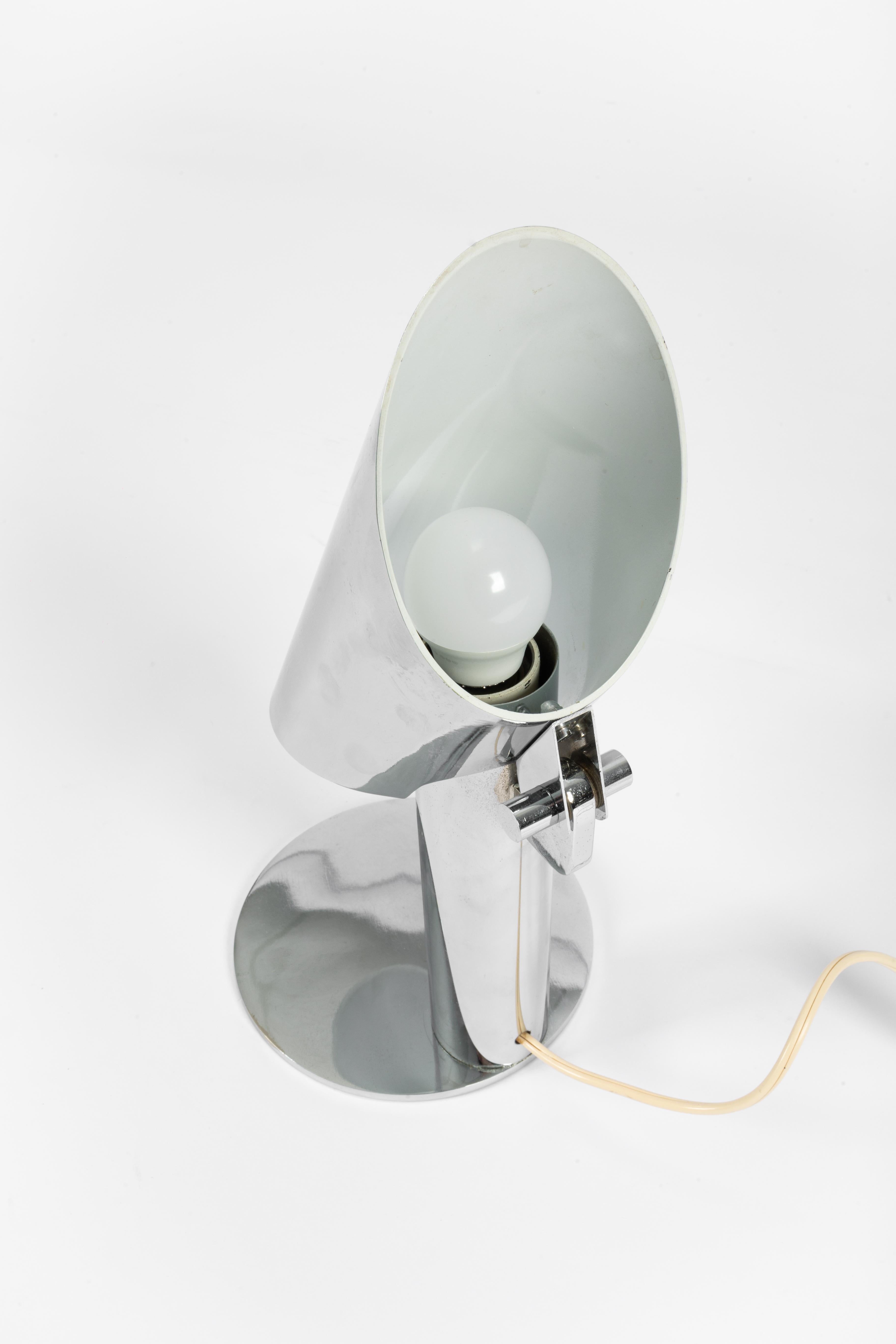 Mid-Century Modern Arredoluce mid-century pivoting chrome table lamp For Sale