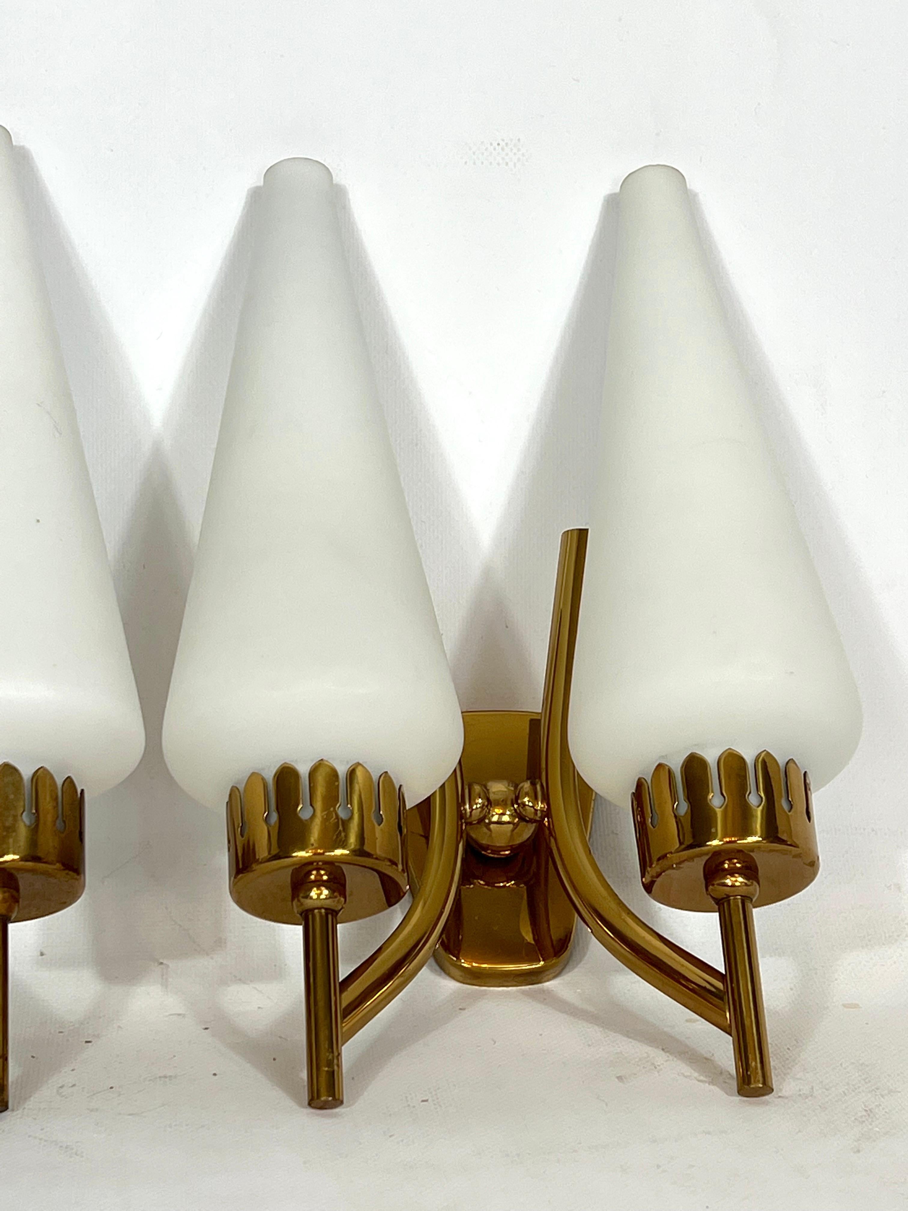 Arredoluce Monza Style, Mid-Century Italian Set of Five Sconces from 50s For Sale 3