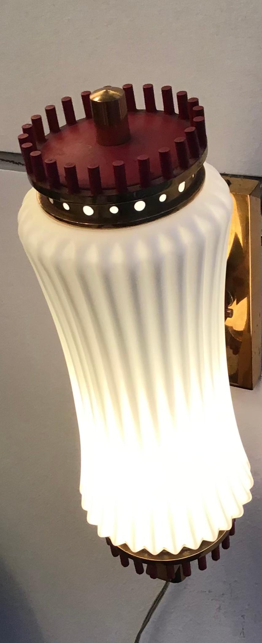 Arredoluce Sconce Brass Opaline Glass, 1950, Italy For Sale 6