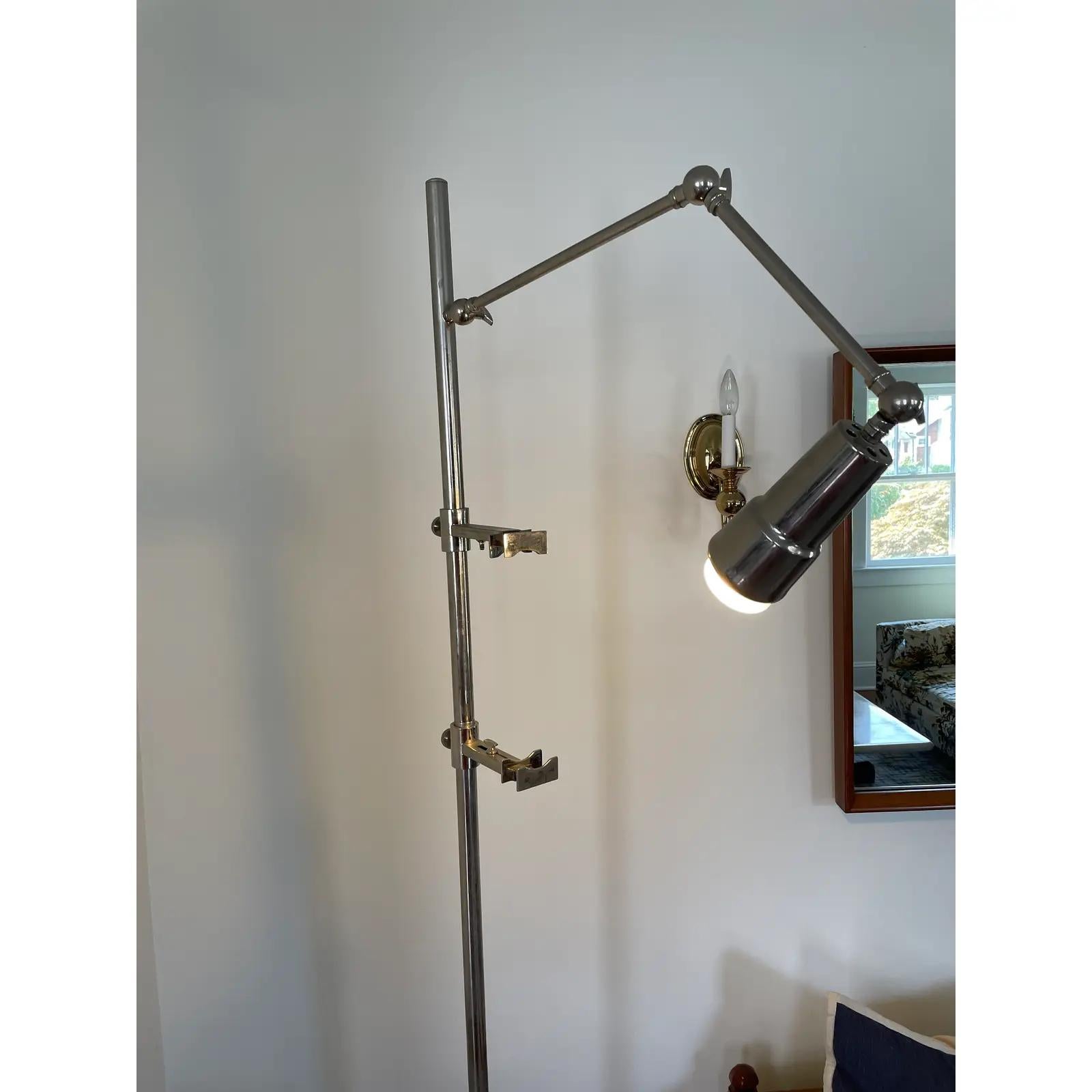 This floor easel lamp captures the spirit of Mid-Century Modern. This example is cast entirely in chrome, has adjustable top and bottom easel claw-hands to display most sizes of artwork.
Curbside to NYC/Philly $400