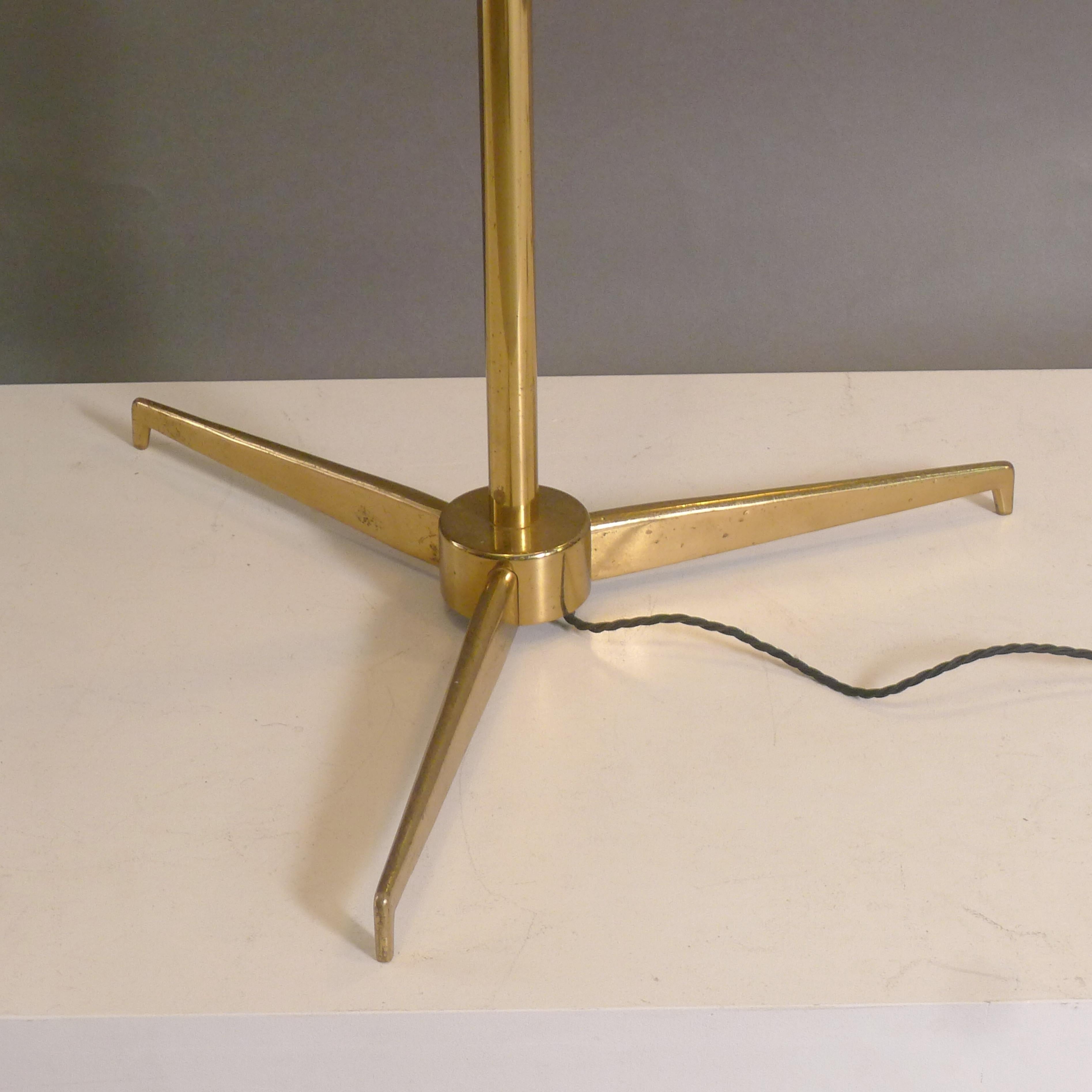 Arredoluce 'Triennale' Floor Lamp, designed by Angelo Lelii, circa 1950 For Sale 7