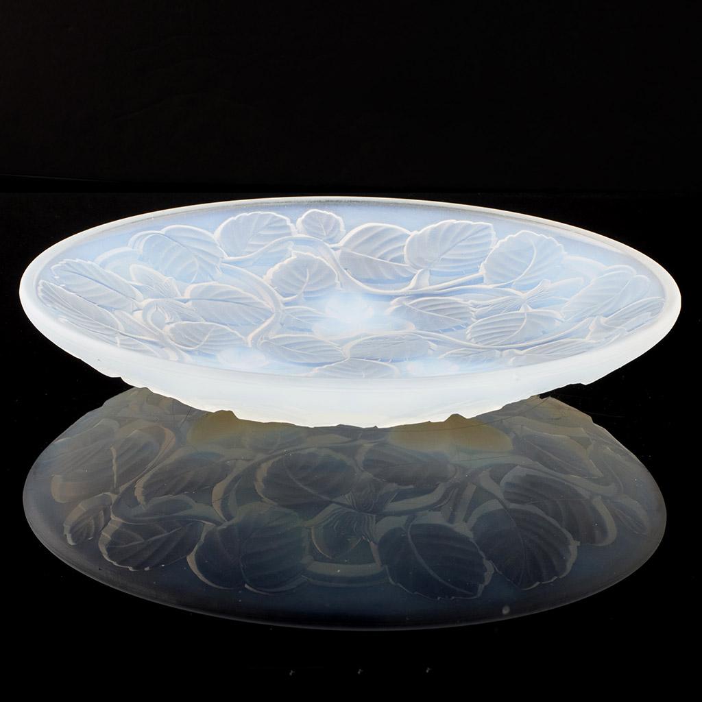 Arrers French Art Deco Opalescent Dish In Good Condition In Forest Row, East Sussex