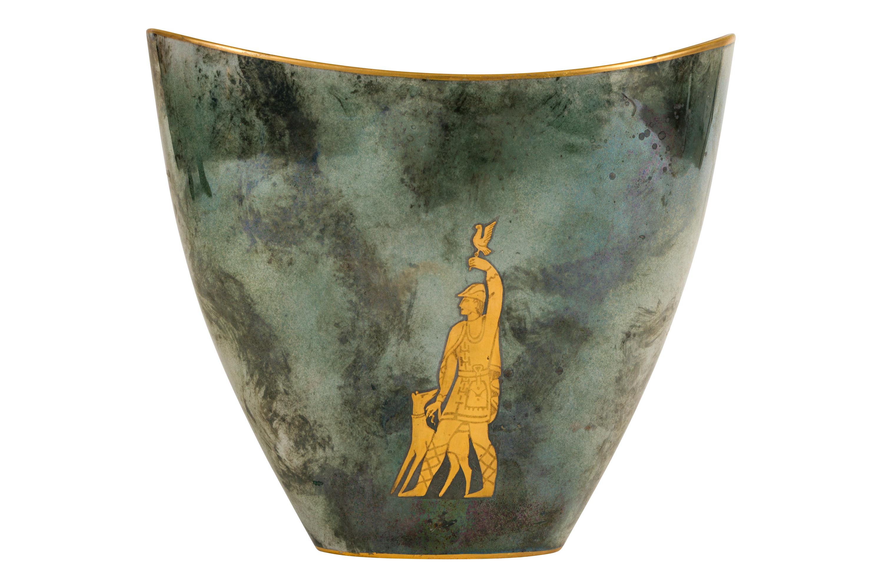 Italian Arrigo Finzi Greco-Roman Motif Gold Porcelain Vase for Oro Zecchino, Italy 1950s