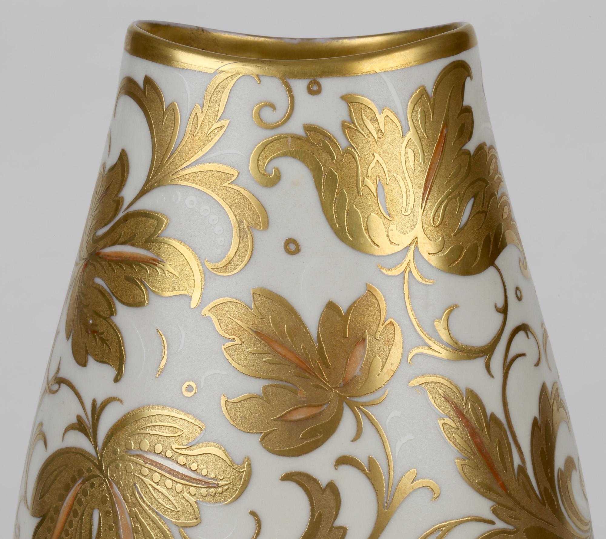 Arrigo Finzi Italian Mid Century Oro Zecchino Leaf Design Porcelain Vase 5