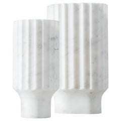 Arroka Vase Medium Arabescato 
White
 Marble