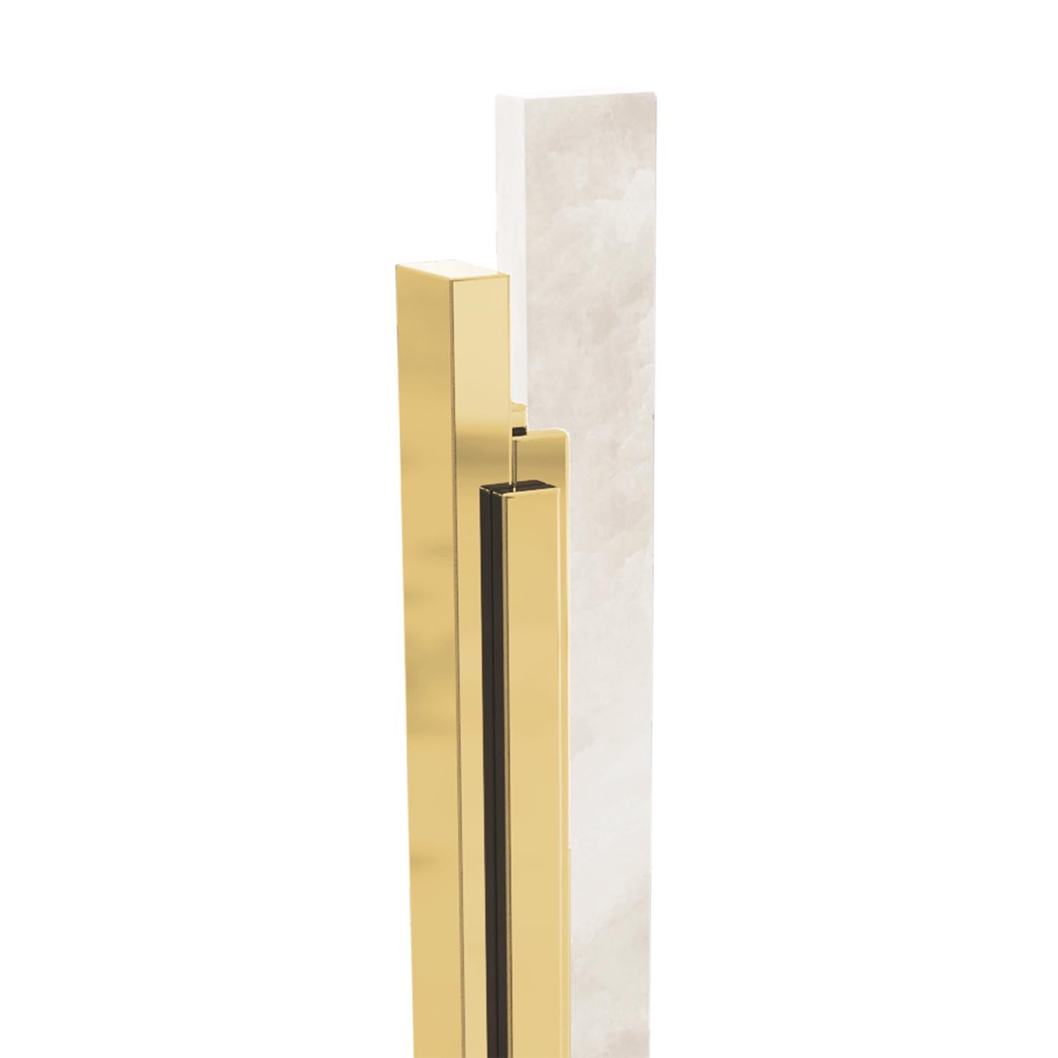 Ottone Lampada da terra in alabastro Arrow in vendita