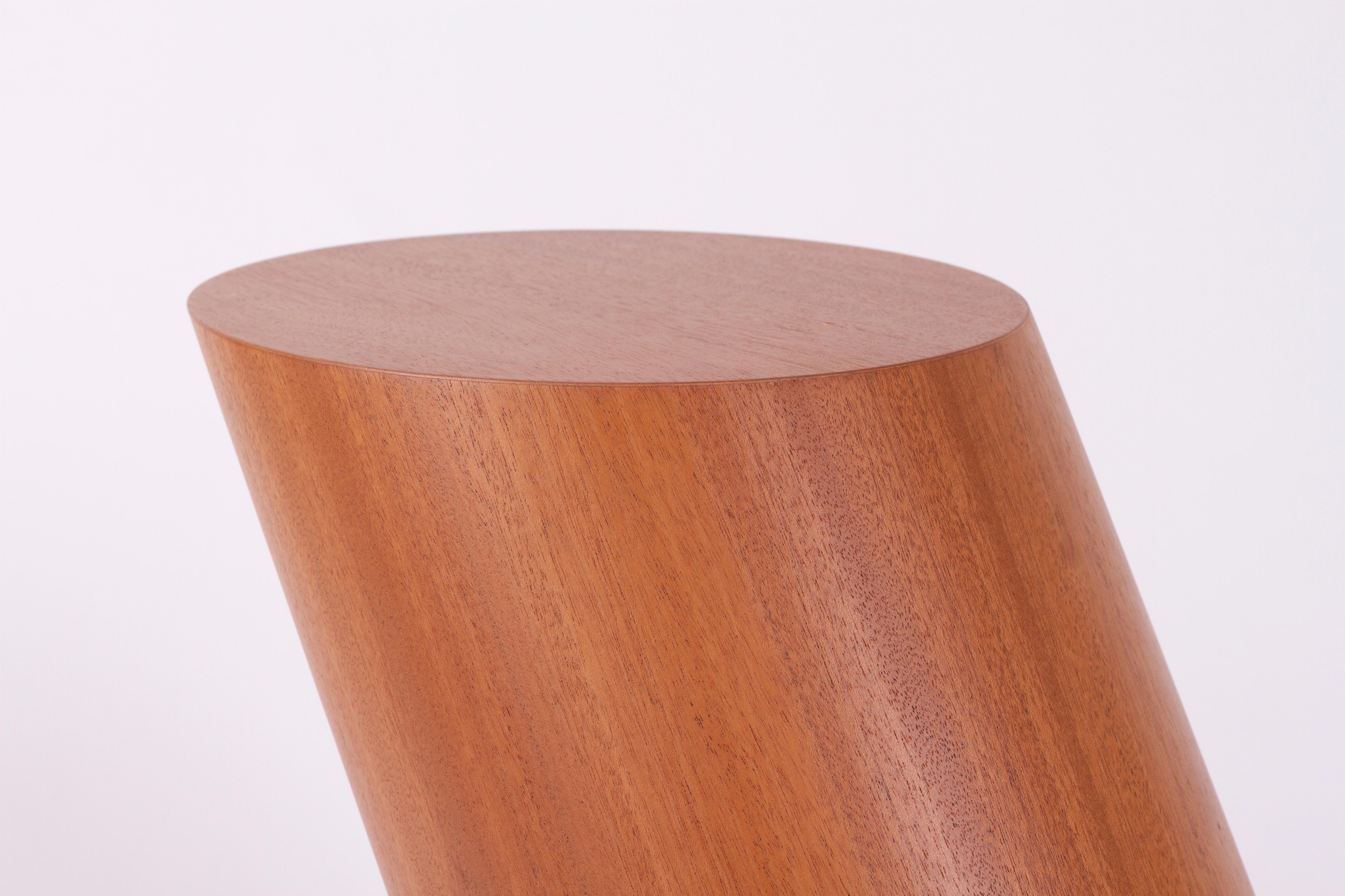 Arrow Side Table by Estudio Persona 1