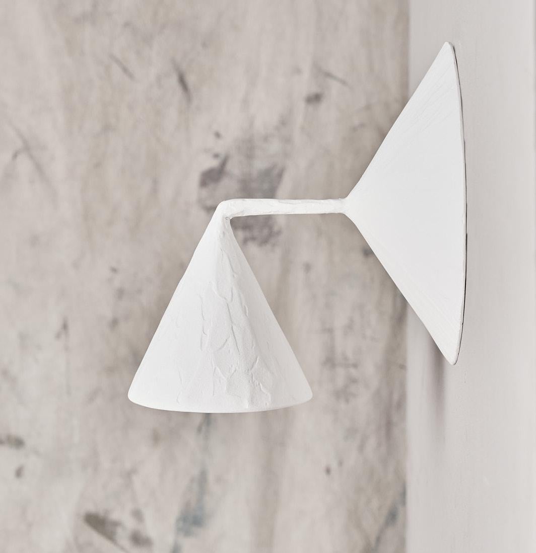 Aplique de pared Arrow de Alex Robinson Británico en venta