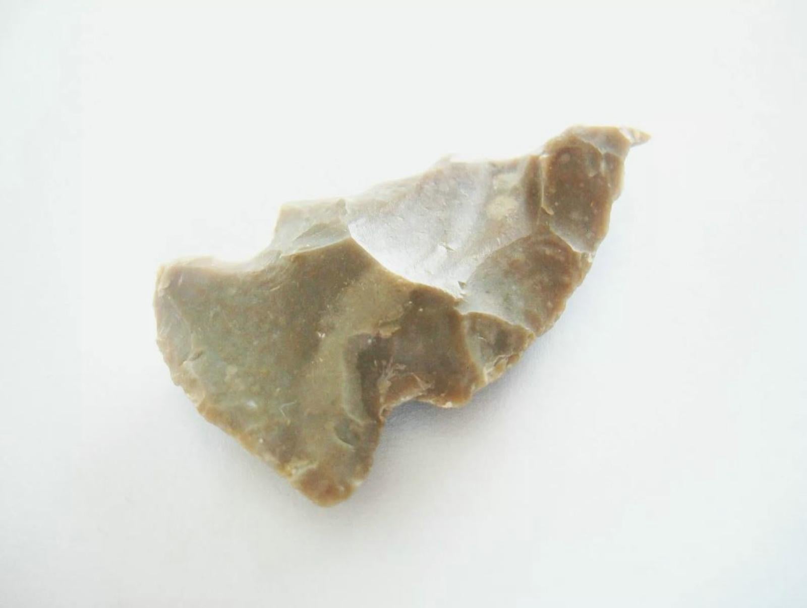 Native American ARROWHEAD - Canadian First Nations Stone Projectile/Pendant - 2