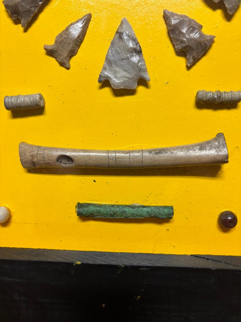 Arrowhead Collectional, Eastern Woodlands Indians Artifacts, Stone, Copper, Bone en vente 2