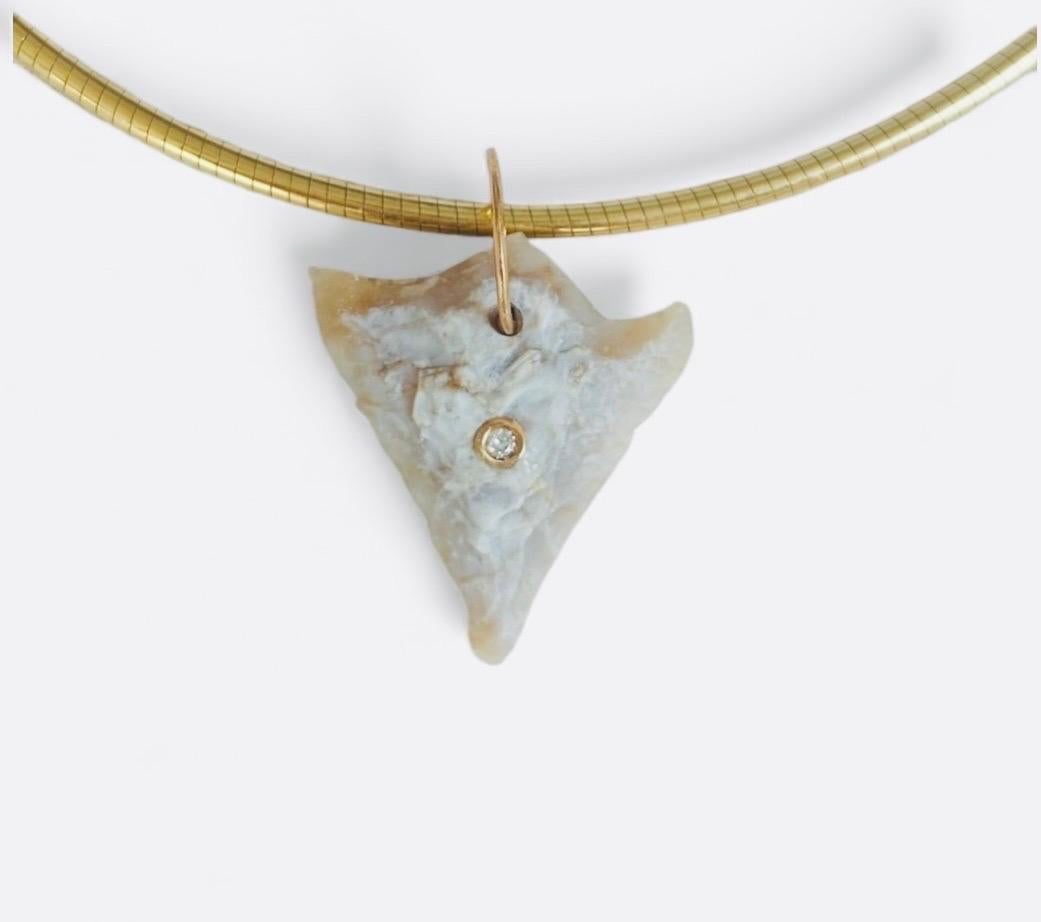 da uomo o donna Arrowhead Pendant with Diamond in vendita