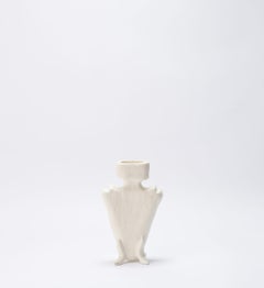 Arrowhead Vessel 03 by Joana Kieppe