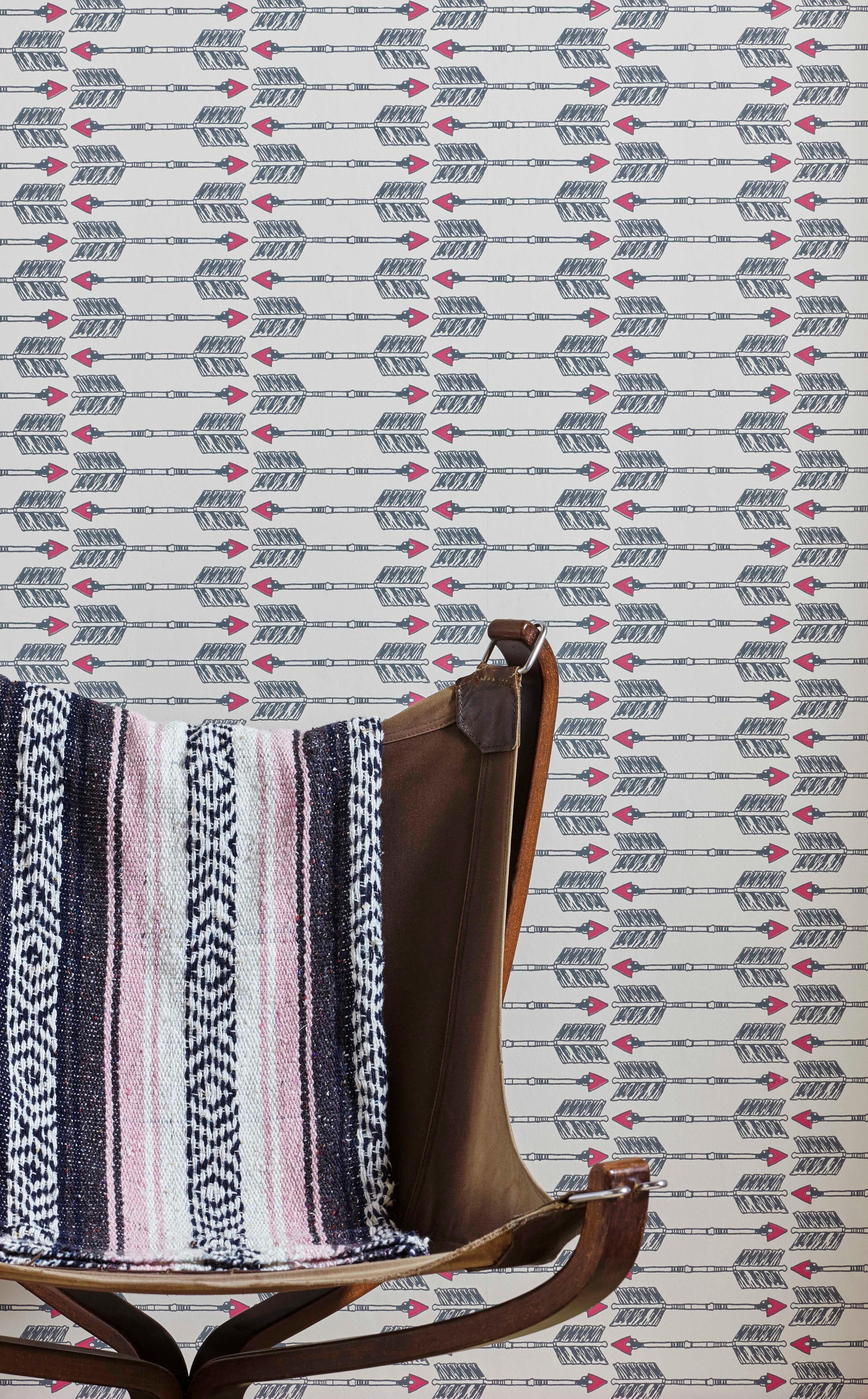 British 'Arrows' Contemporary, Traditional Wallpaper in Charcoal/Pink For Sale