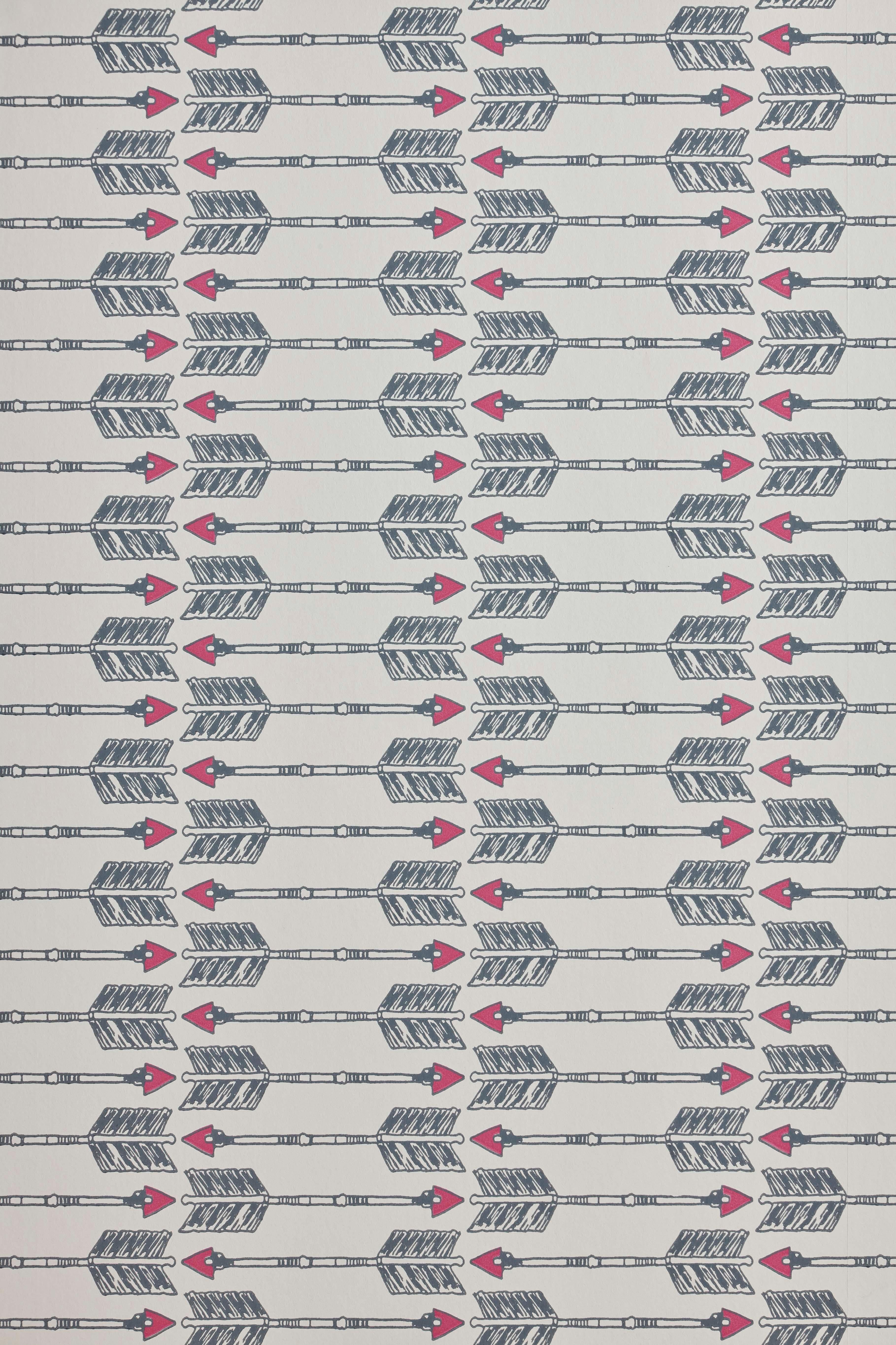 'Arrows' Contemporary, Traditional Wallpaper in Charcoal/Pink In New Condition For Sale In Pewsey, Wiltshire