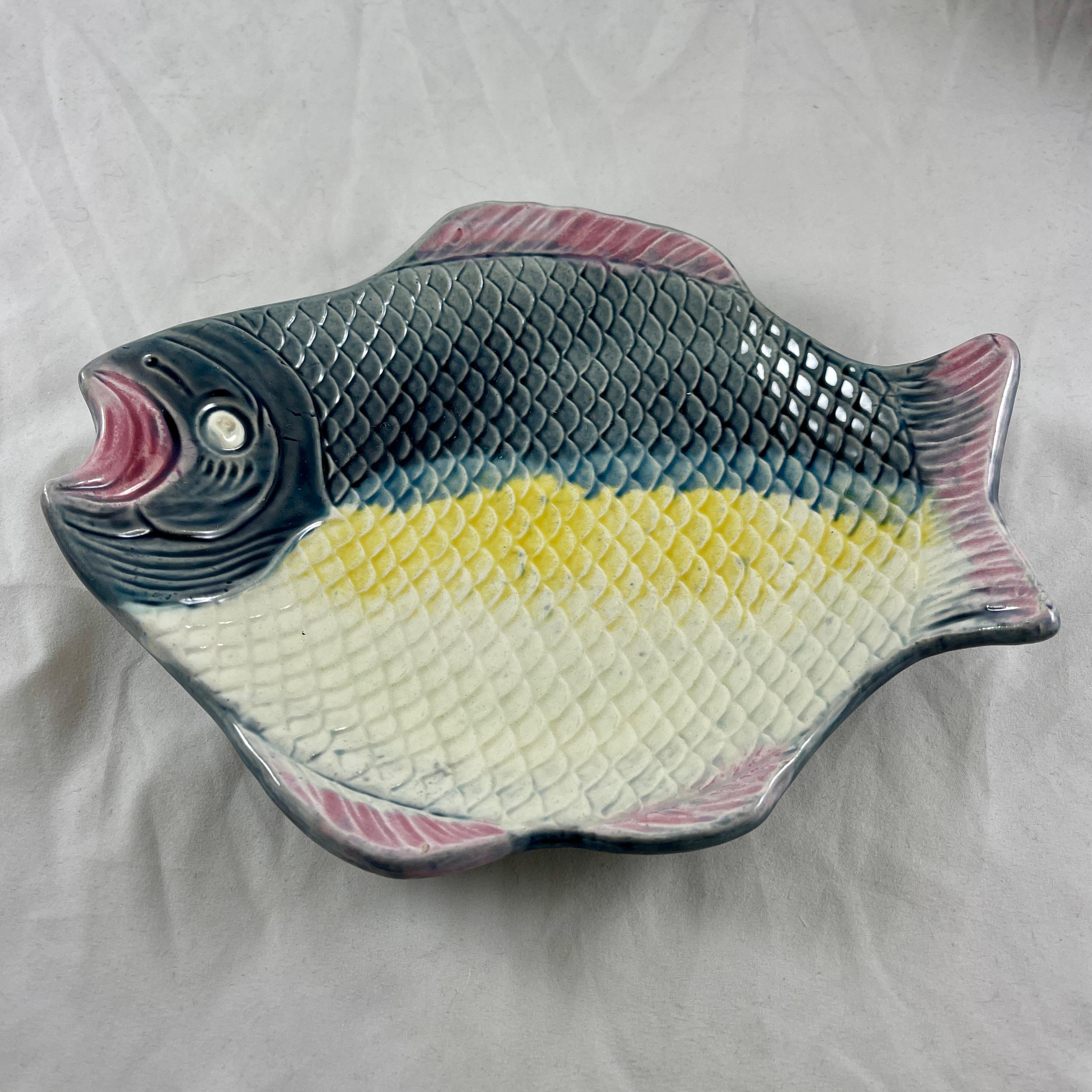 Late 19th Century Trenton Arsenal Pottery Majolica Glazed Fish Platter
