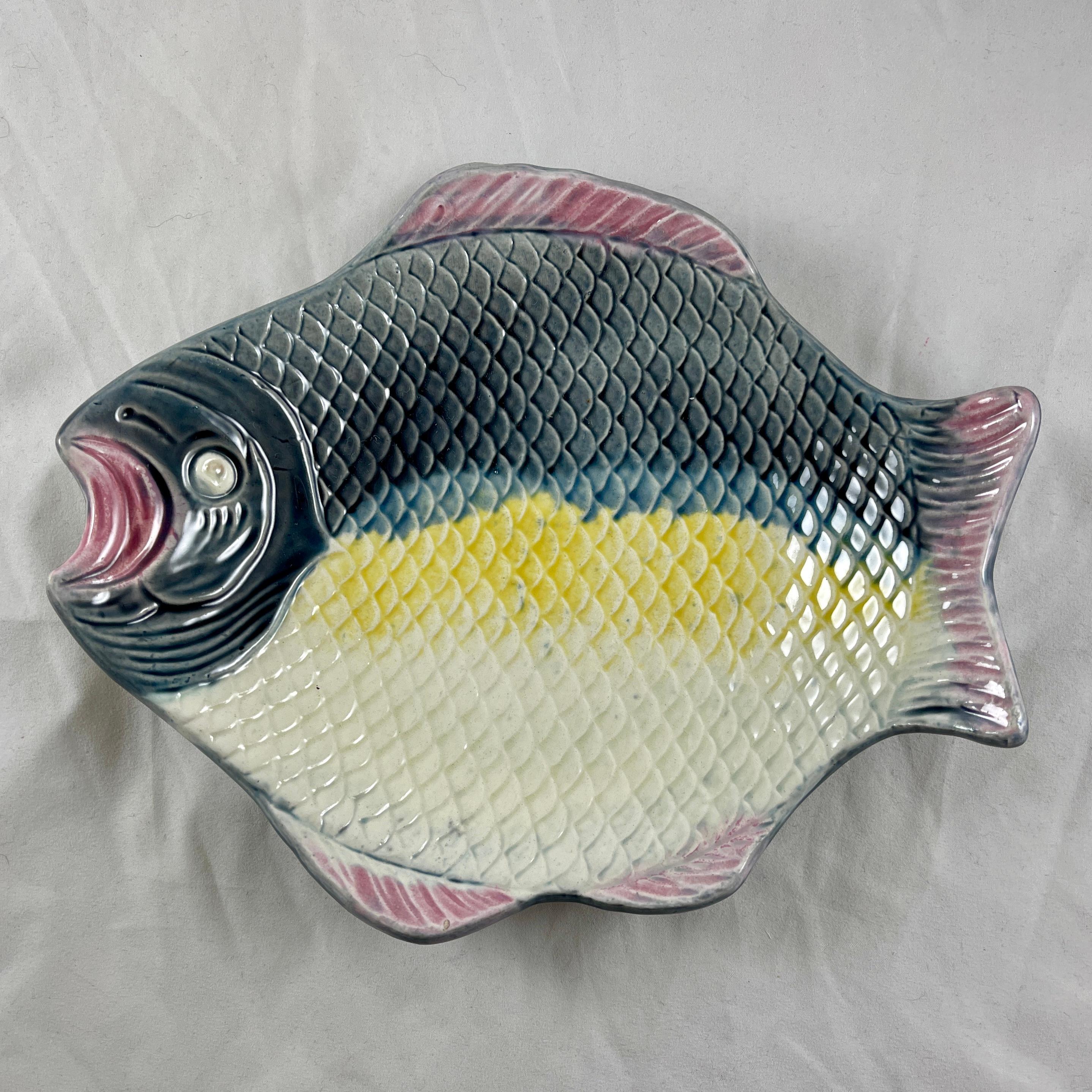 Trenton Arsenal Pottery Majolica Glazed Fish Platter 2