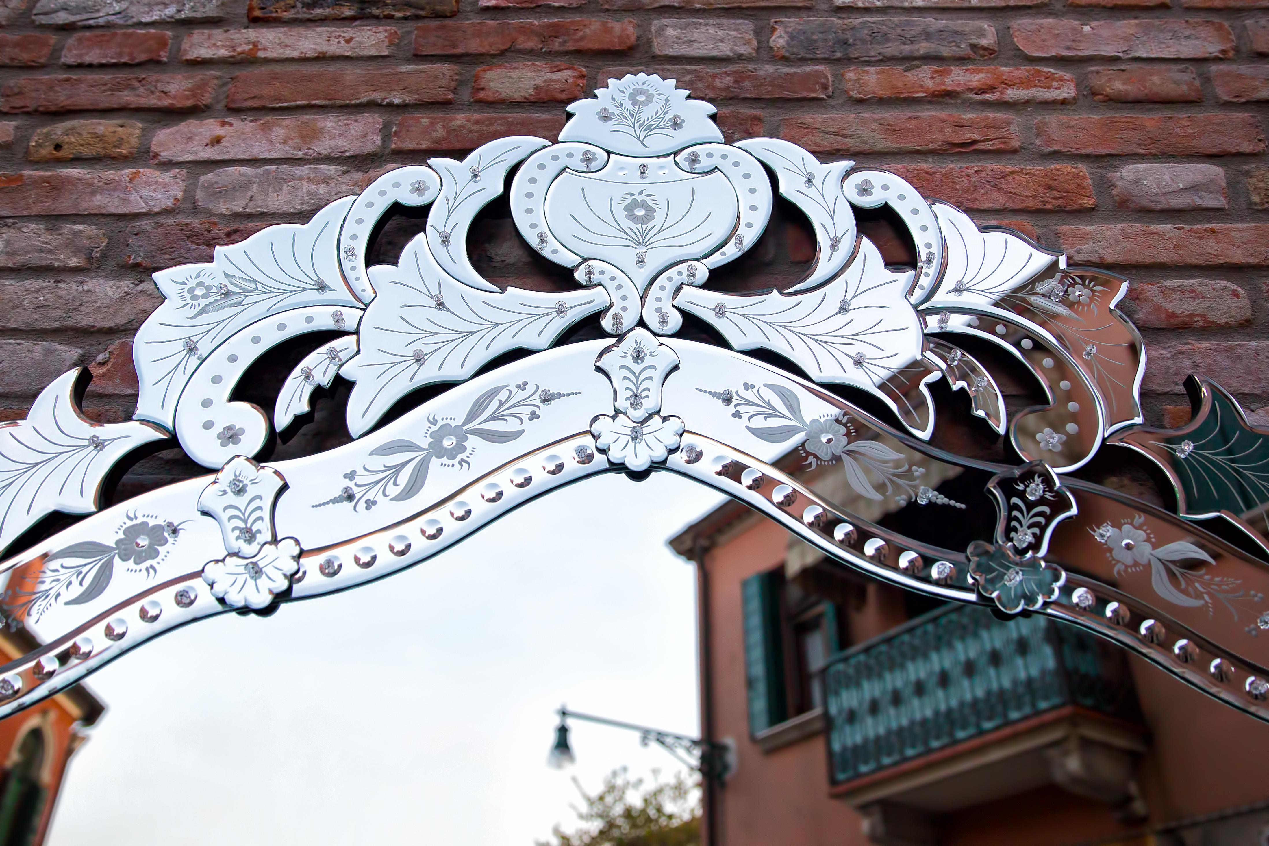 Specchio Veneziano in Vetro di Murano „Arsenale“ von Fratelli Tosi (Sonstiges) im Angebot