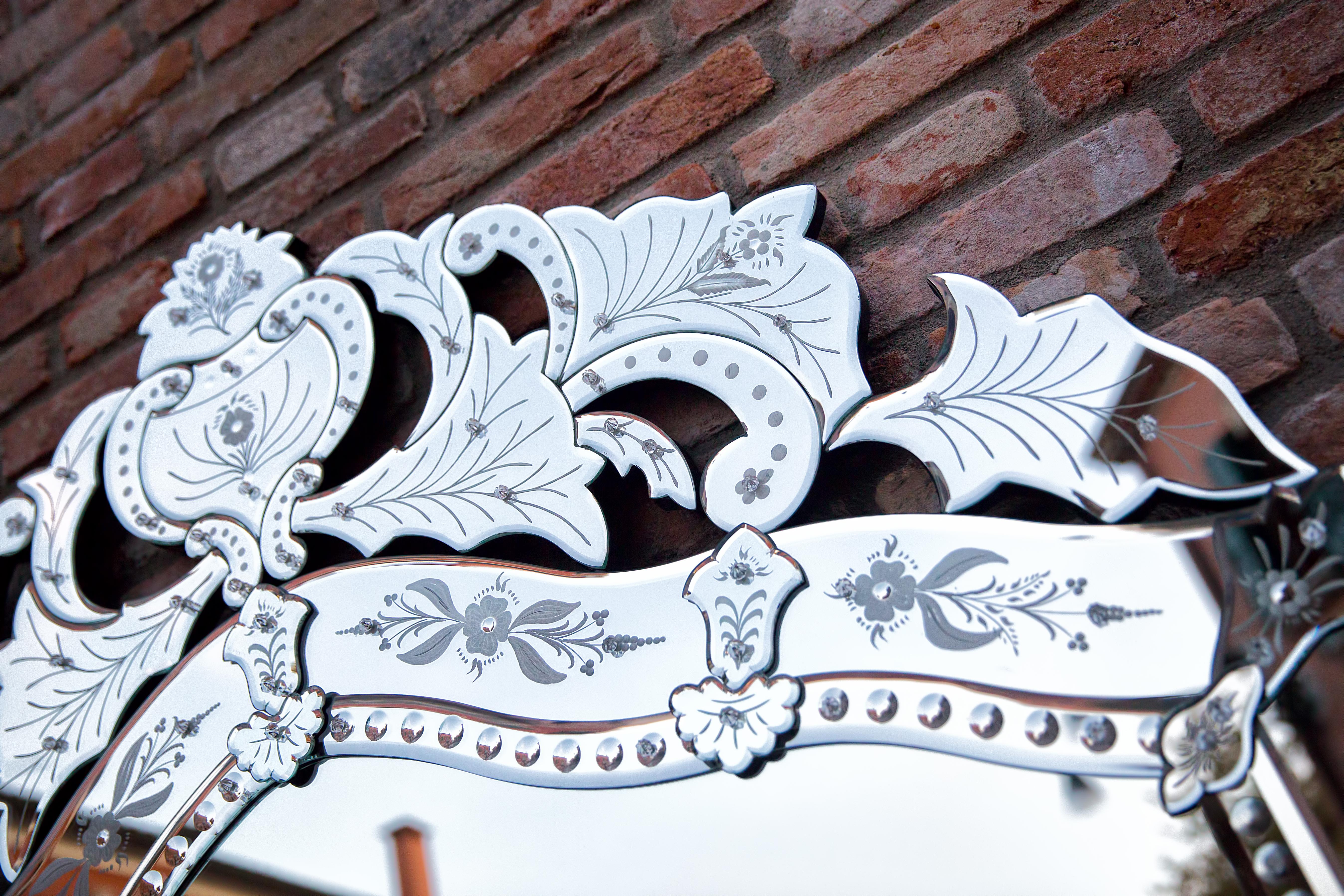 Specchio Veneziano in Vetro di Murano „Arsenale“ von Fratelli Tosi (Handgefertigt) im Angebot