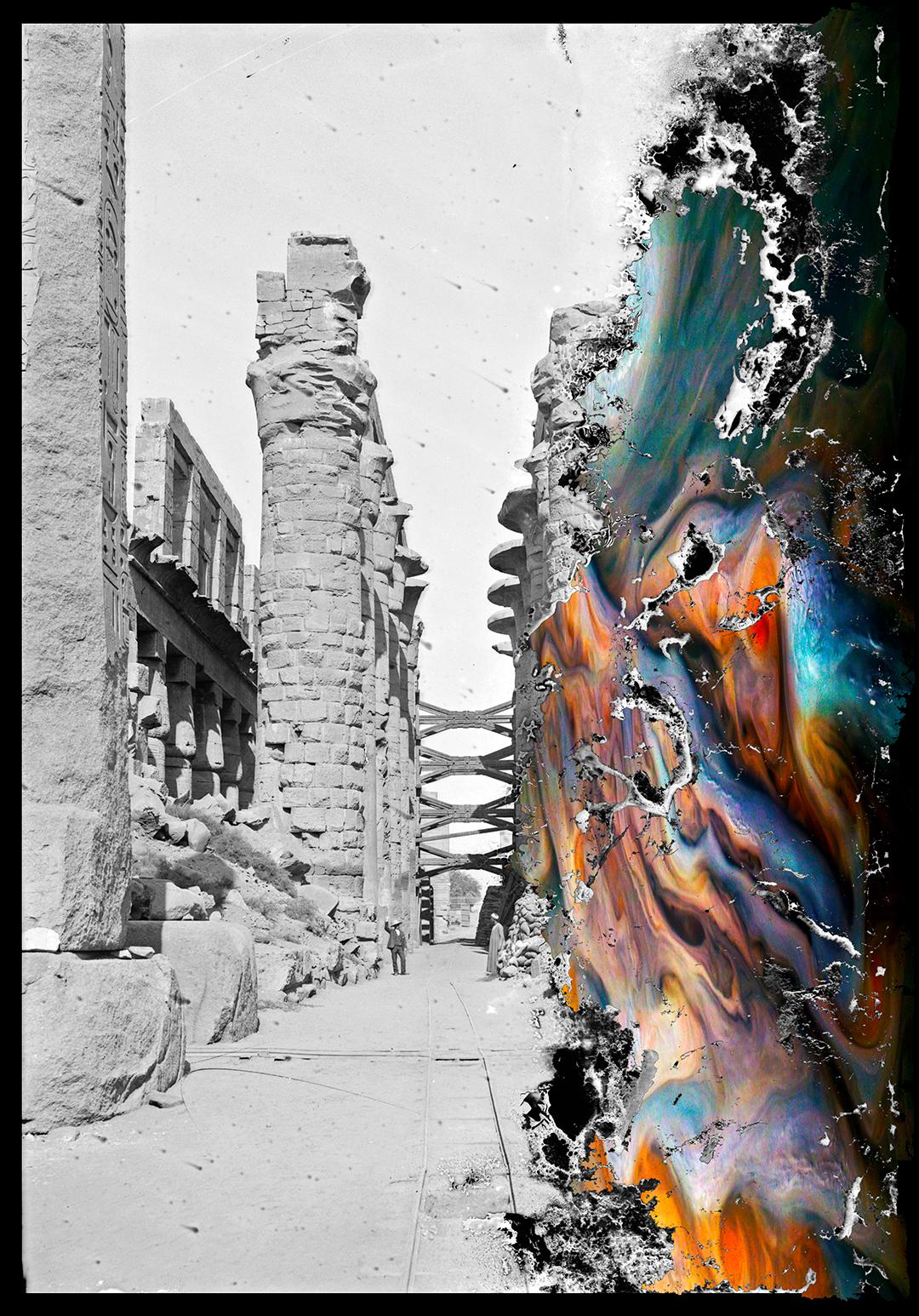 Color Photograph de Arslan Sükan - Arquitectura V (Templo de Ramsés Ii, pasillo central de la Sala Hipóstila, Egipto)