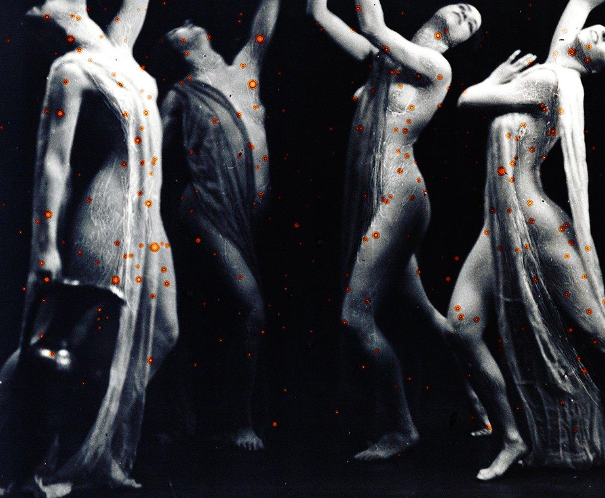 Memory and transformation converge in the latest work of Turkish artist Arslan Sükan. The artist rescued archival photographs from the 19th century (1890-1920), distorted by chemical decomposition, and now available again thanks to preservation and