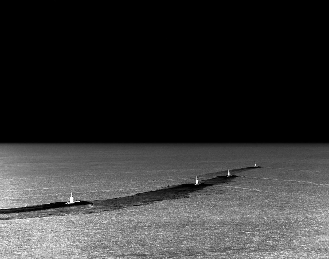 Visible, Desaparición y Destino, Tríptico - Photograph de Arslan Sükan